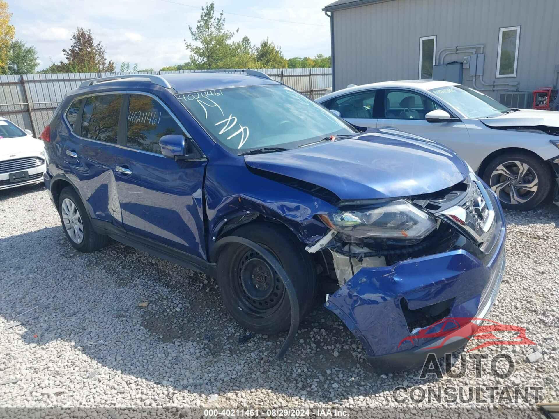NISSAN ROGUE 2017 - KNMAT2MV5HP522557