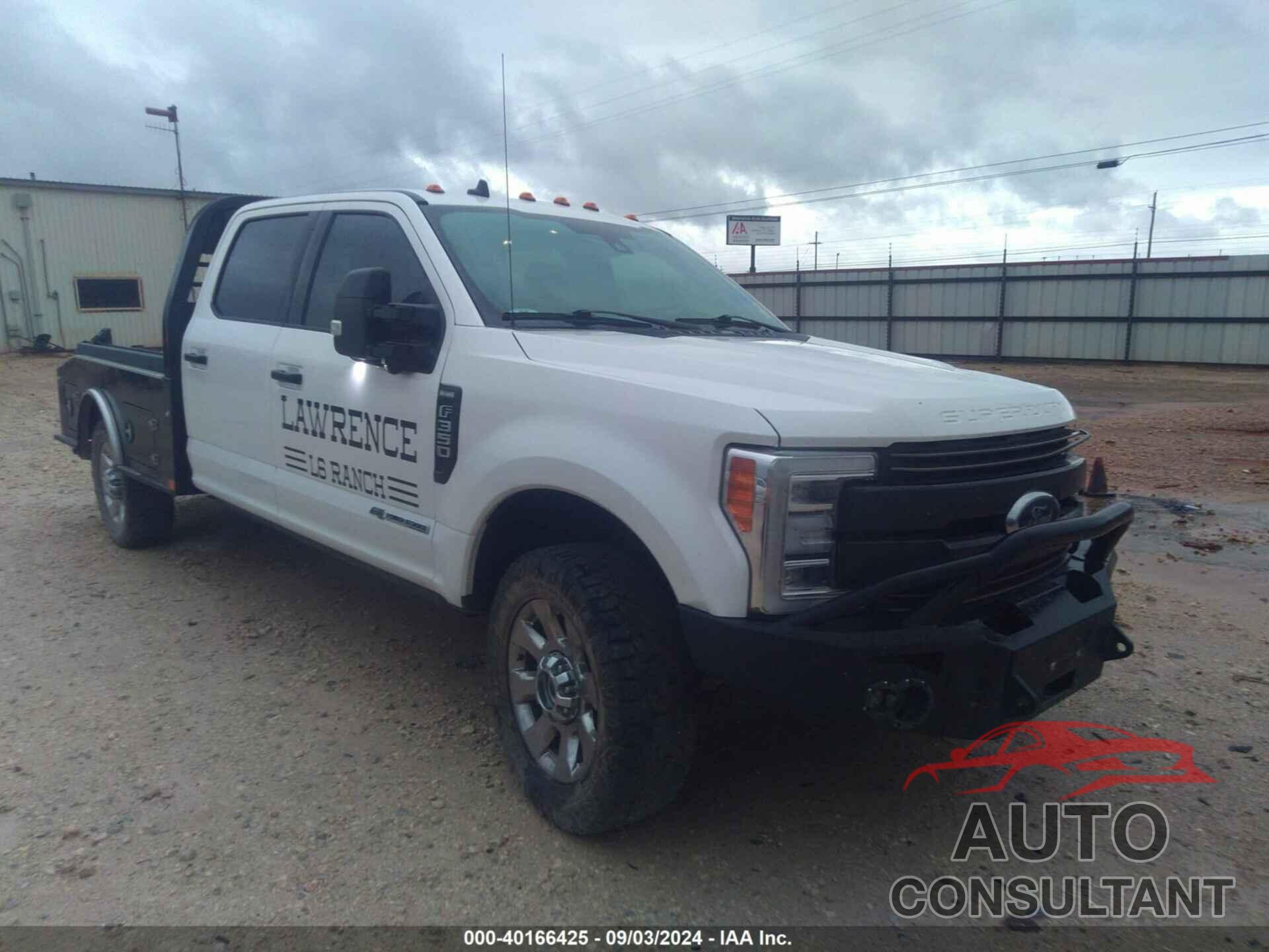 FORD F-350 2019 - 1FT8W3BT2KEF00290