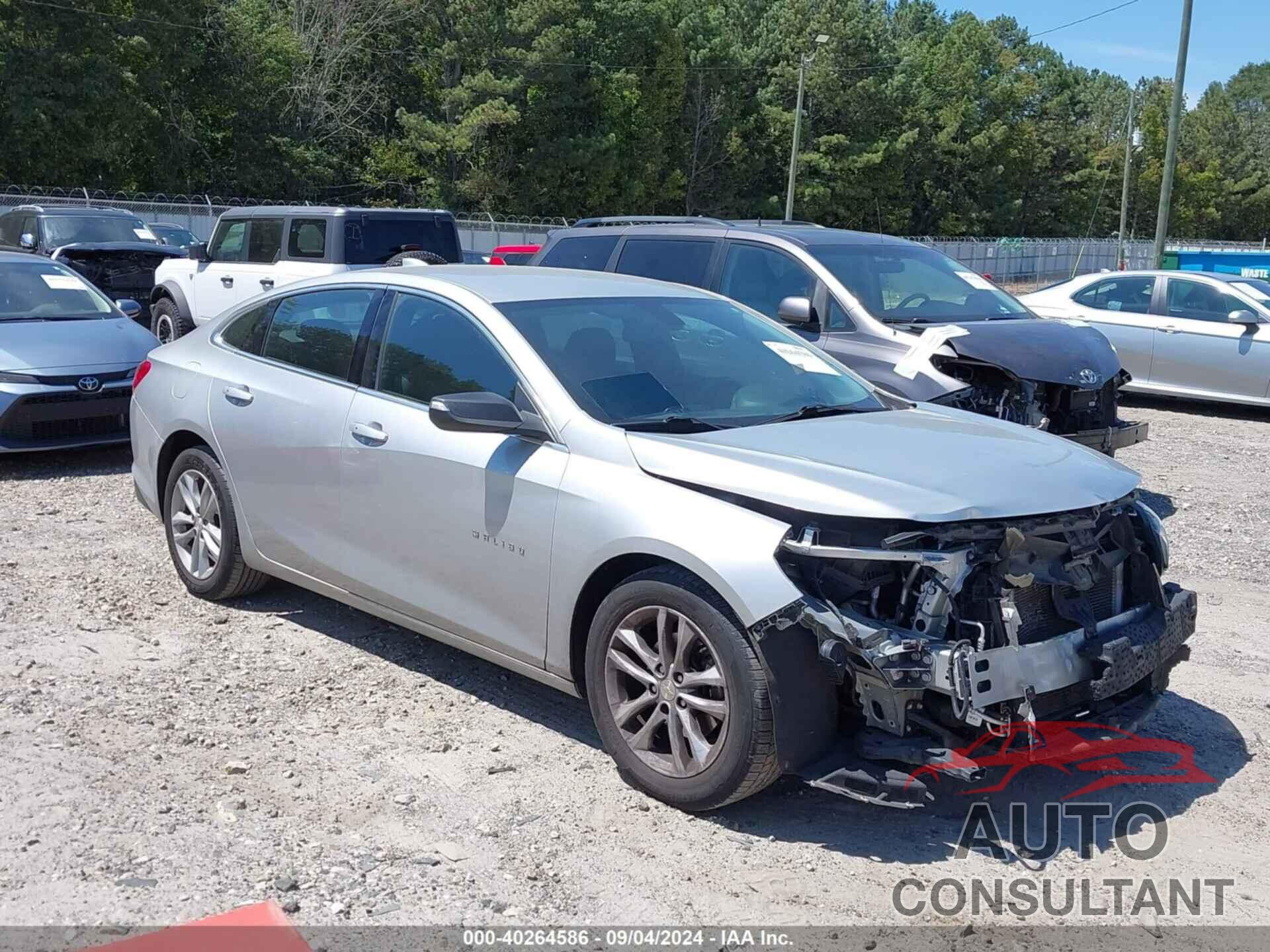 CHEVROLET MALIBU 2018 - 1G1ZD5ST1JF160170