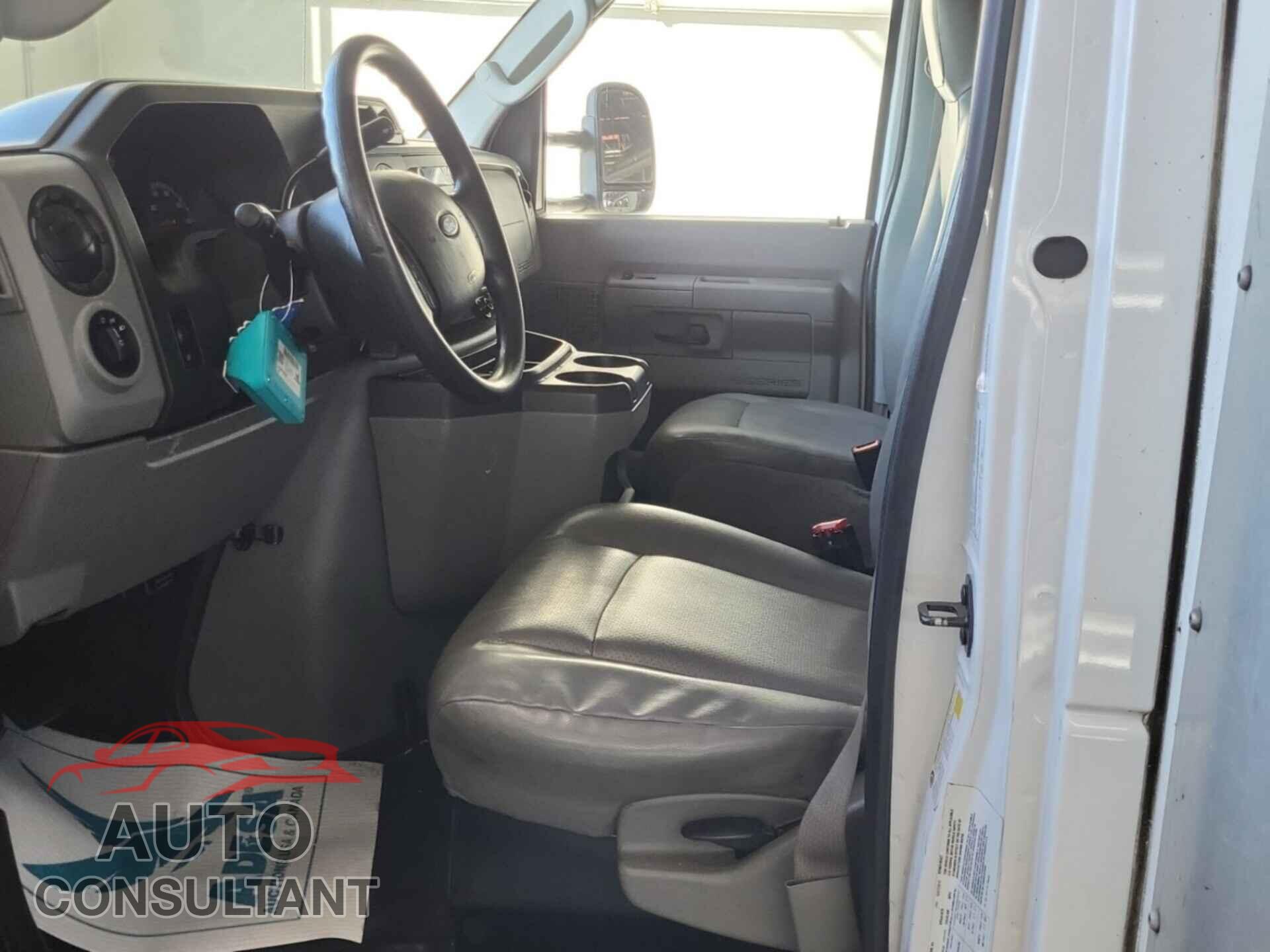 FORD ECONOLINE 2016 - 1FDXE4FS7GDC17026