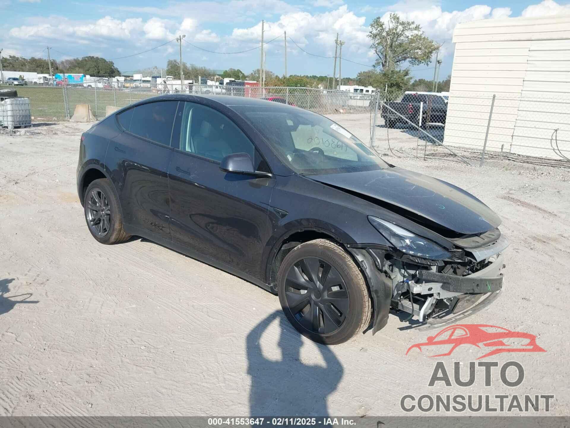 TESLA MODEL Y 2025 - 7SAYGDED0SF248872