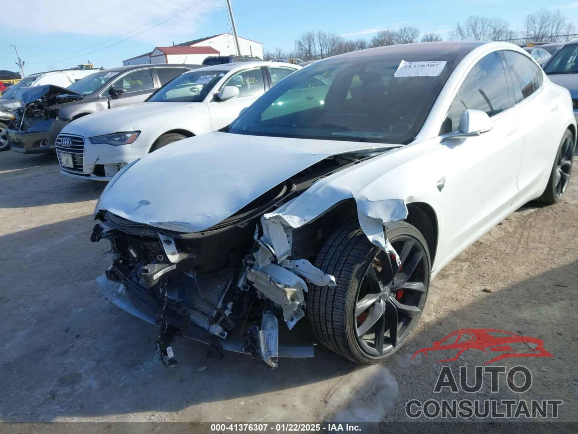 TESLA MODEL 3 2018 - 5YJ3E1EBXJF072728
