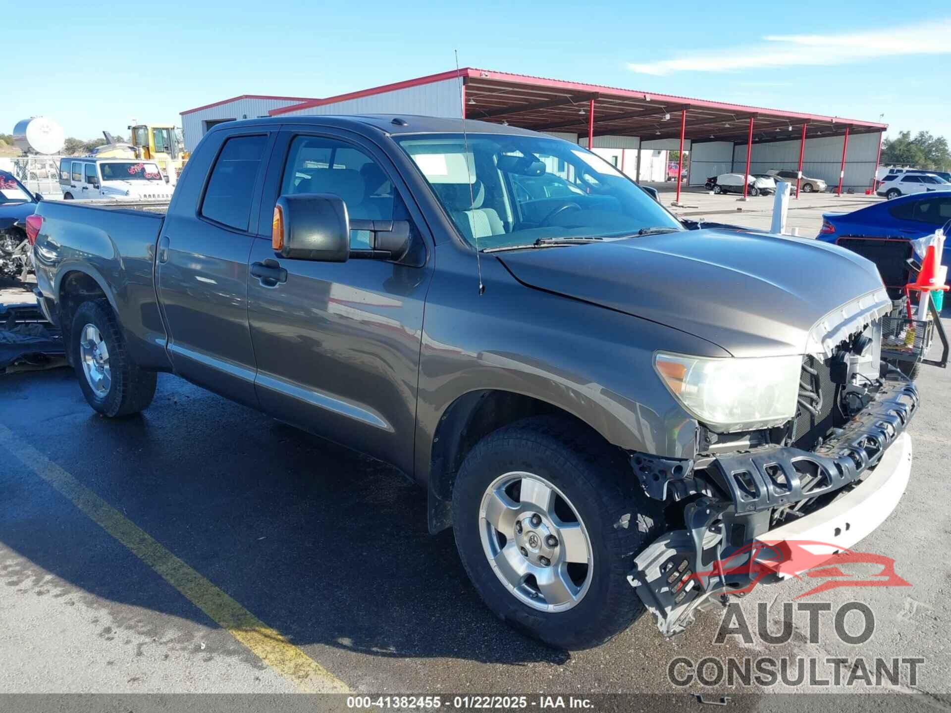 TOYOTA TUNDRA 2011 - 5TFRY5F11BX110336