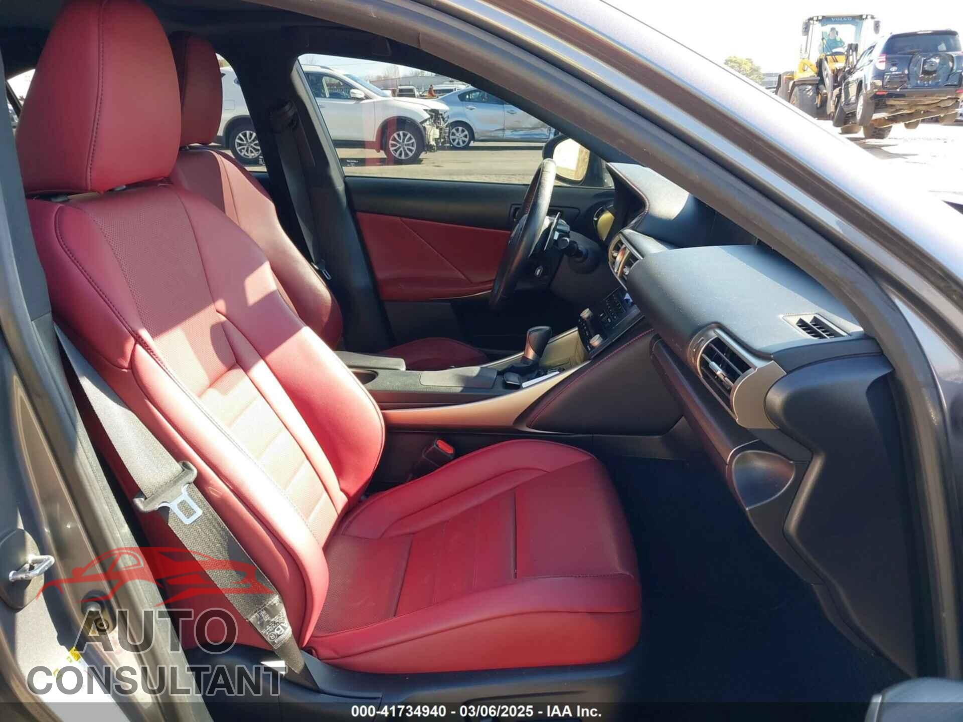 LEXUS IS 350 2014 - JTHCE1D23E5003810