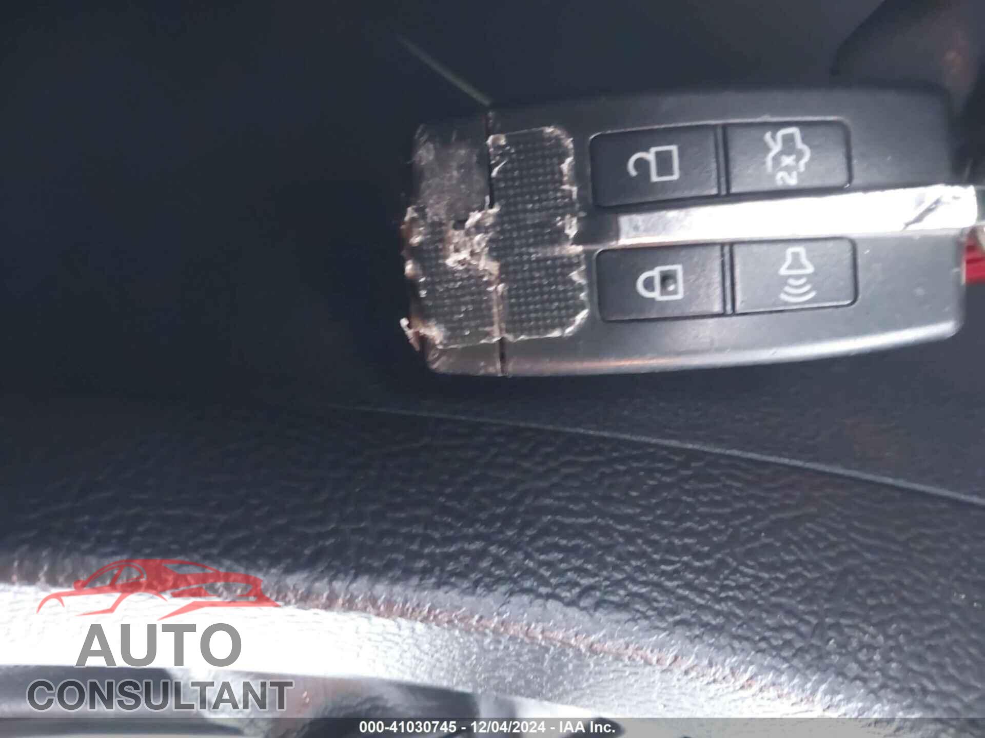 FORD TAURUS 2011 - 1FAHP2FW4BG113925