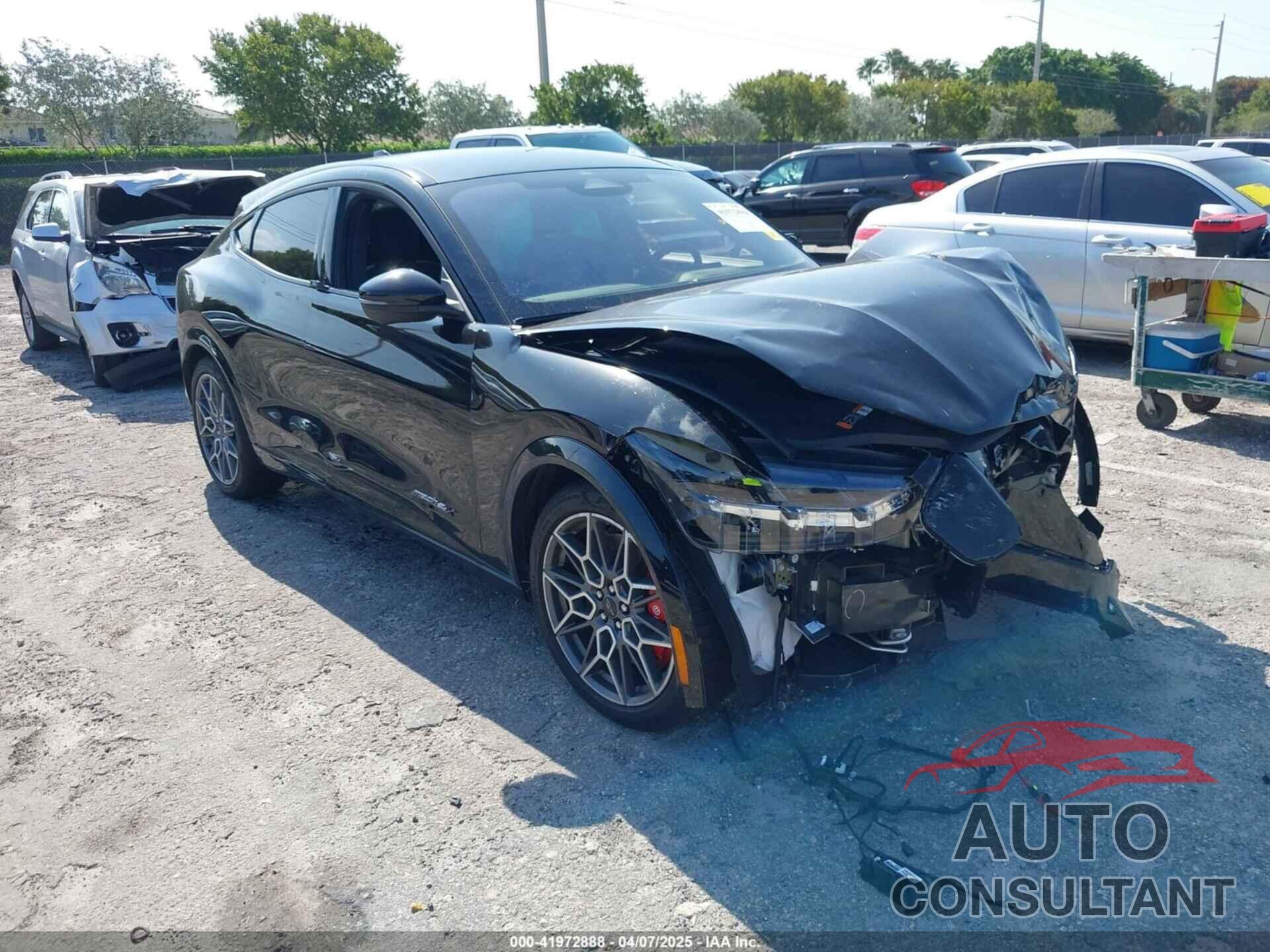 FORD MUSTANG MACH-E 2024 - 3FMTK4SX2RMA42734
