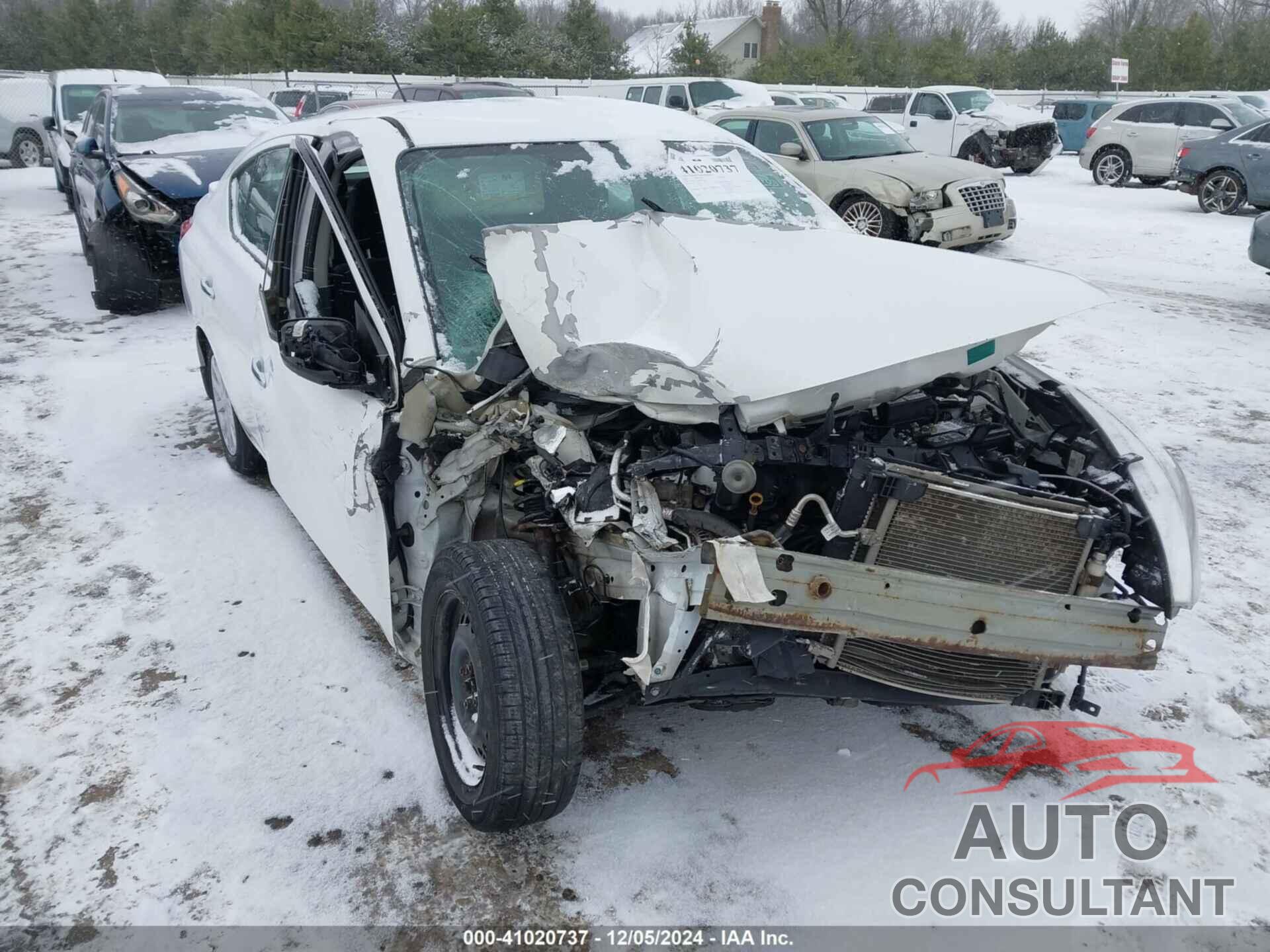 NISSAN VERSA 2018 - 3N1CN7AP6JL862147