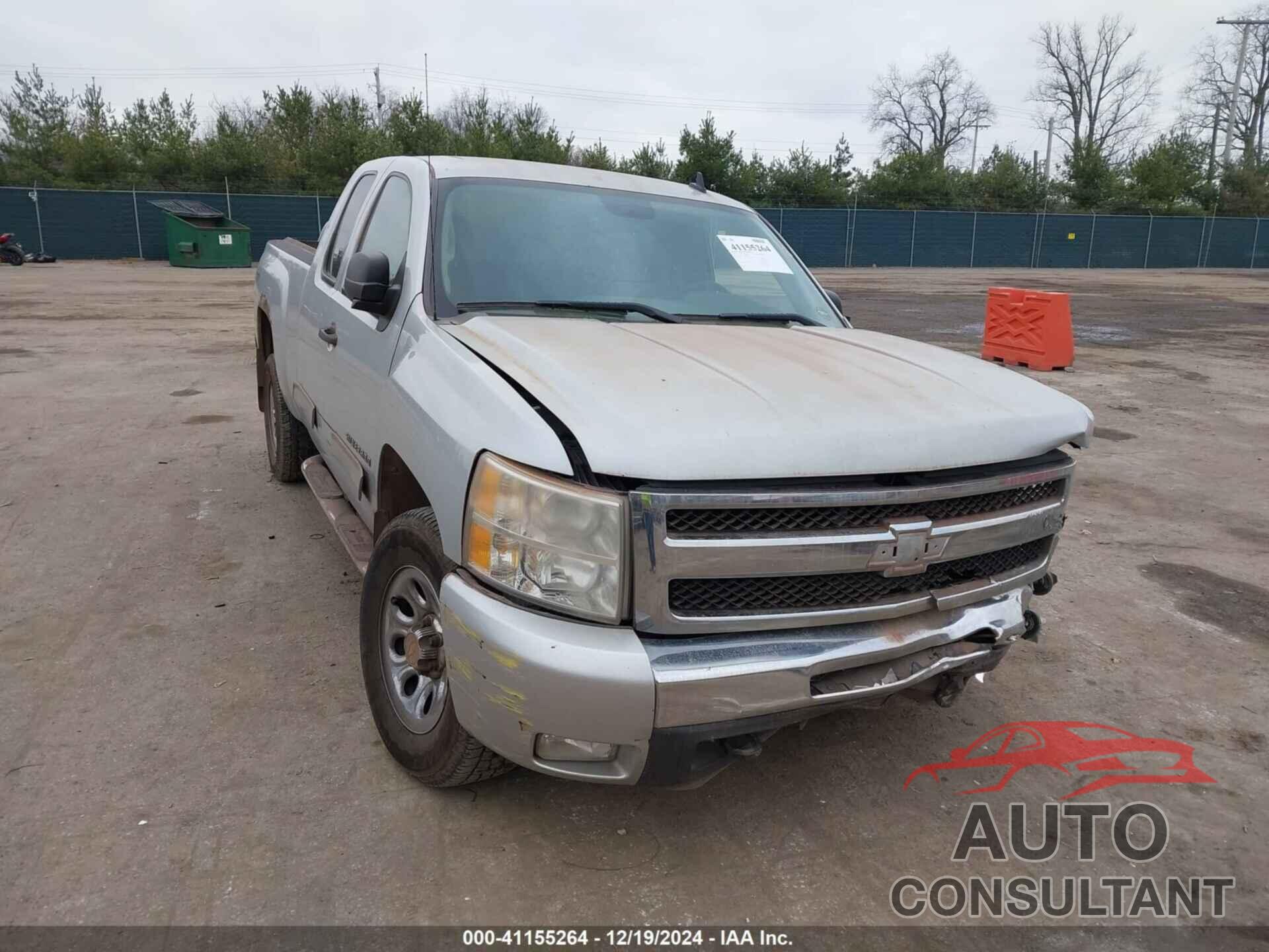 CHEVROLET SILVERADO 1500 2011 - 1GCRKSEA2BZ110383