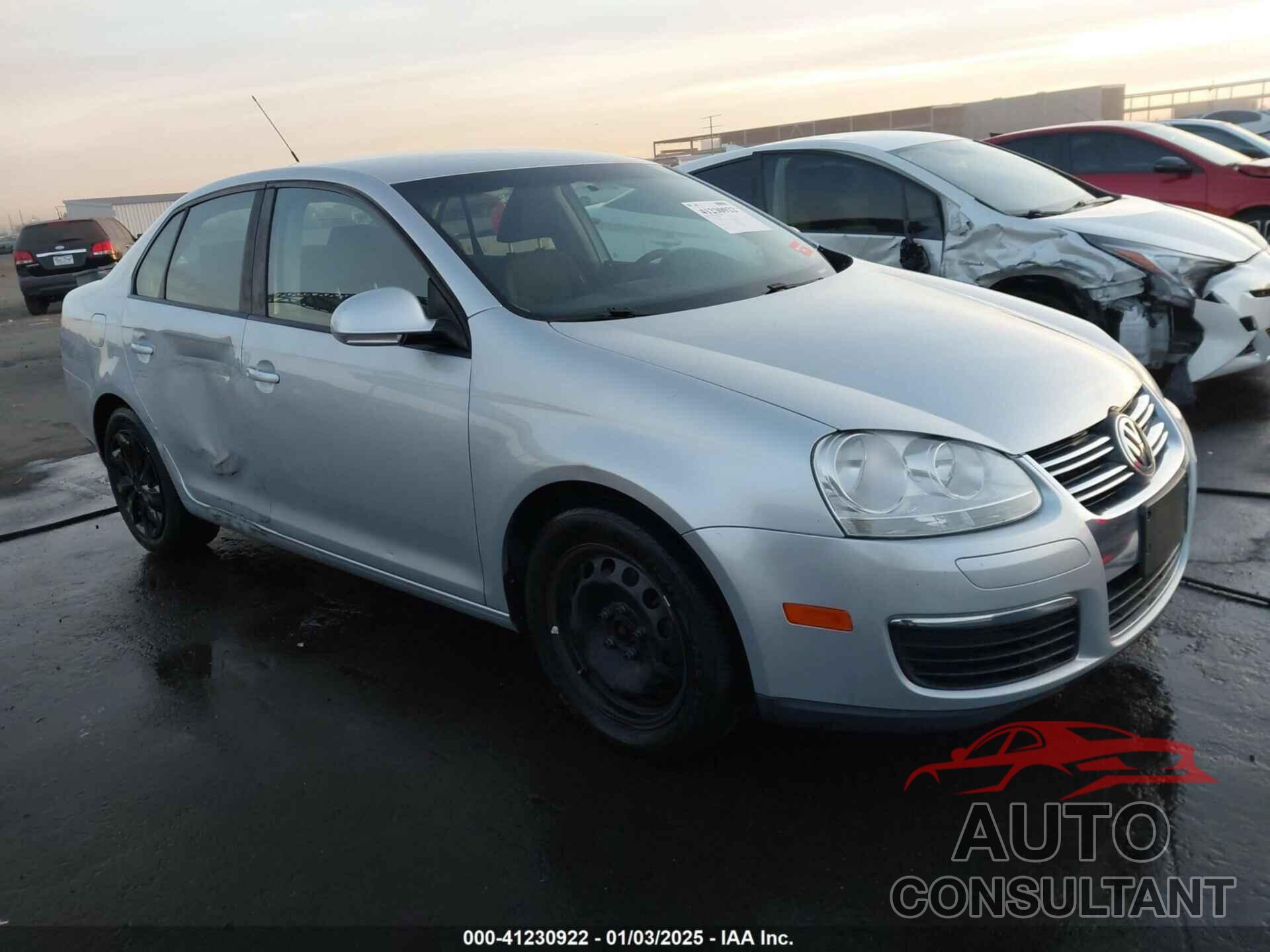 VOLKSWAGEN JETTA 2010 - 3VWJZ7AJ4AM003523