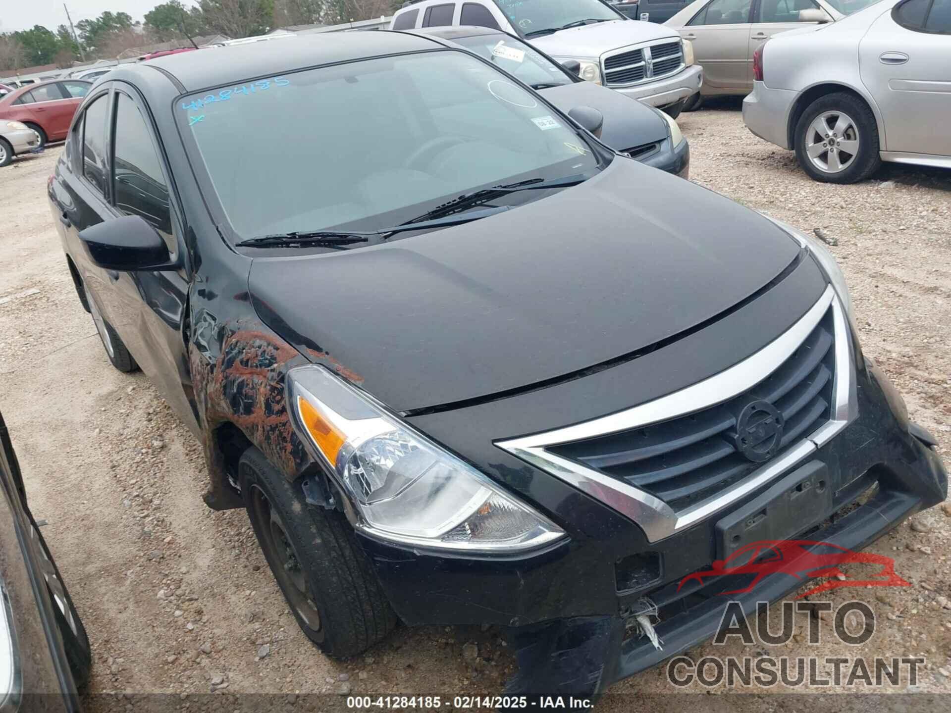 NISSAN VERSA 2018 - 3N1CN7AP3JL809454