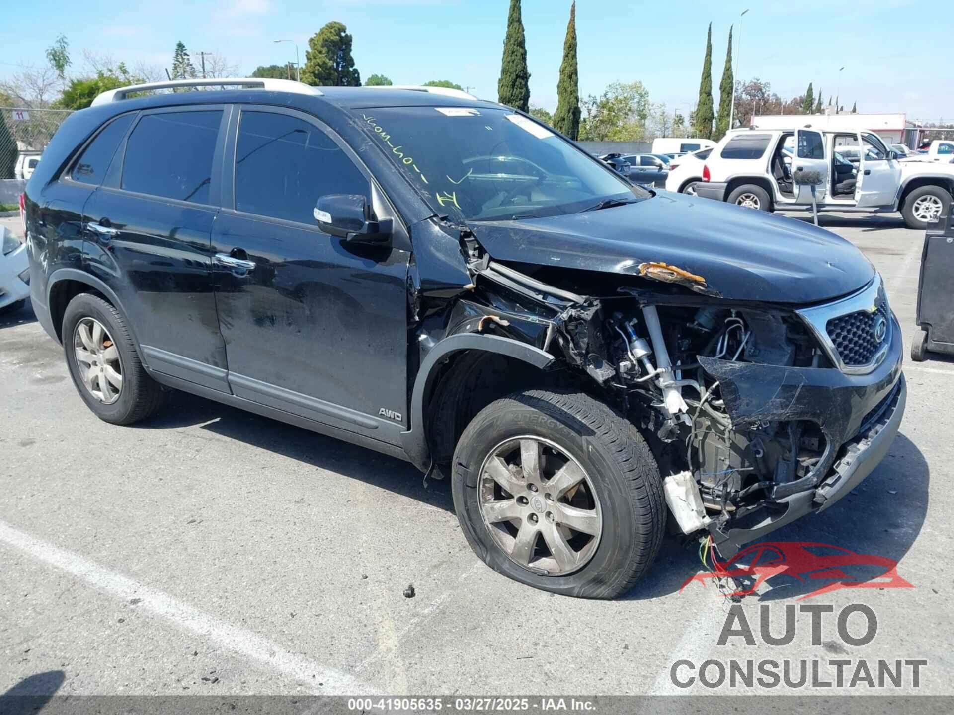 KIA SORENTO 2011 - 5XYKTDA14BG075618