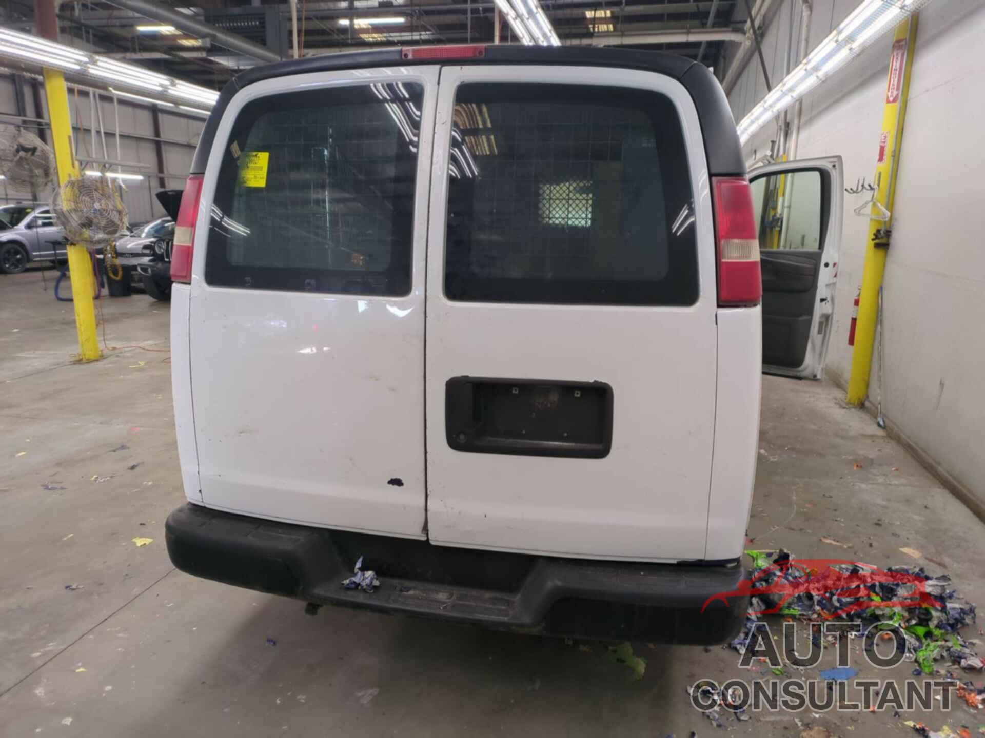 CHEVROLET EXPRESS 1500 2012 - 1GCSGAFX5C1182114