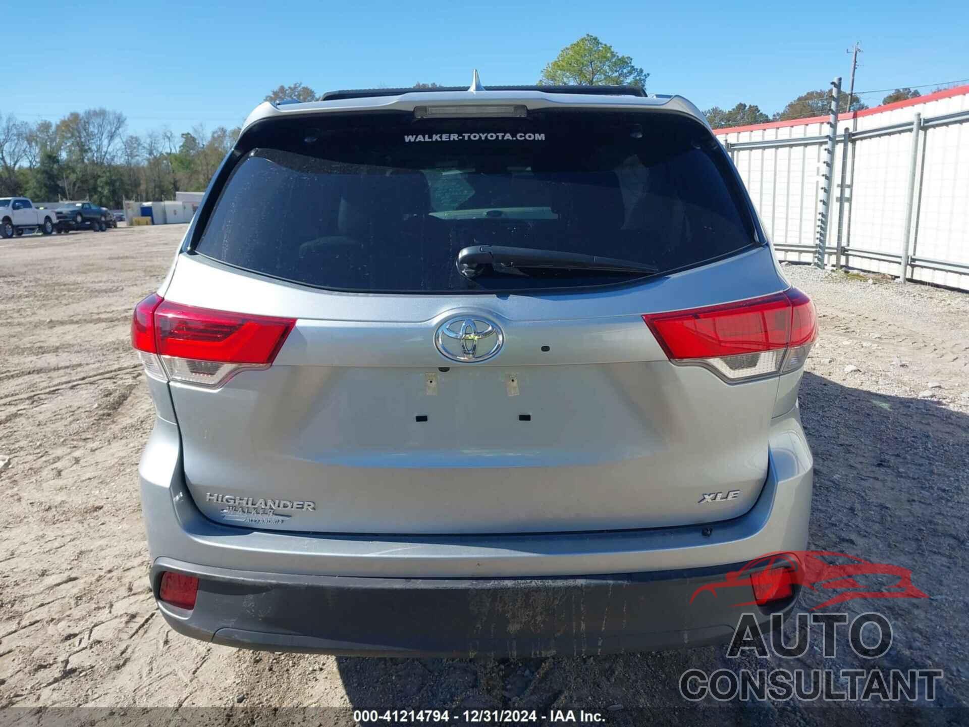 TOYOTA HIGHLANDER 2019 - 5TDKZRFH0KS570709