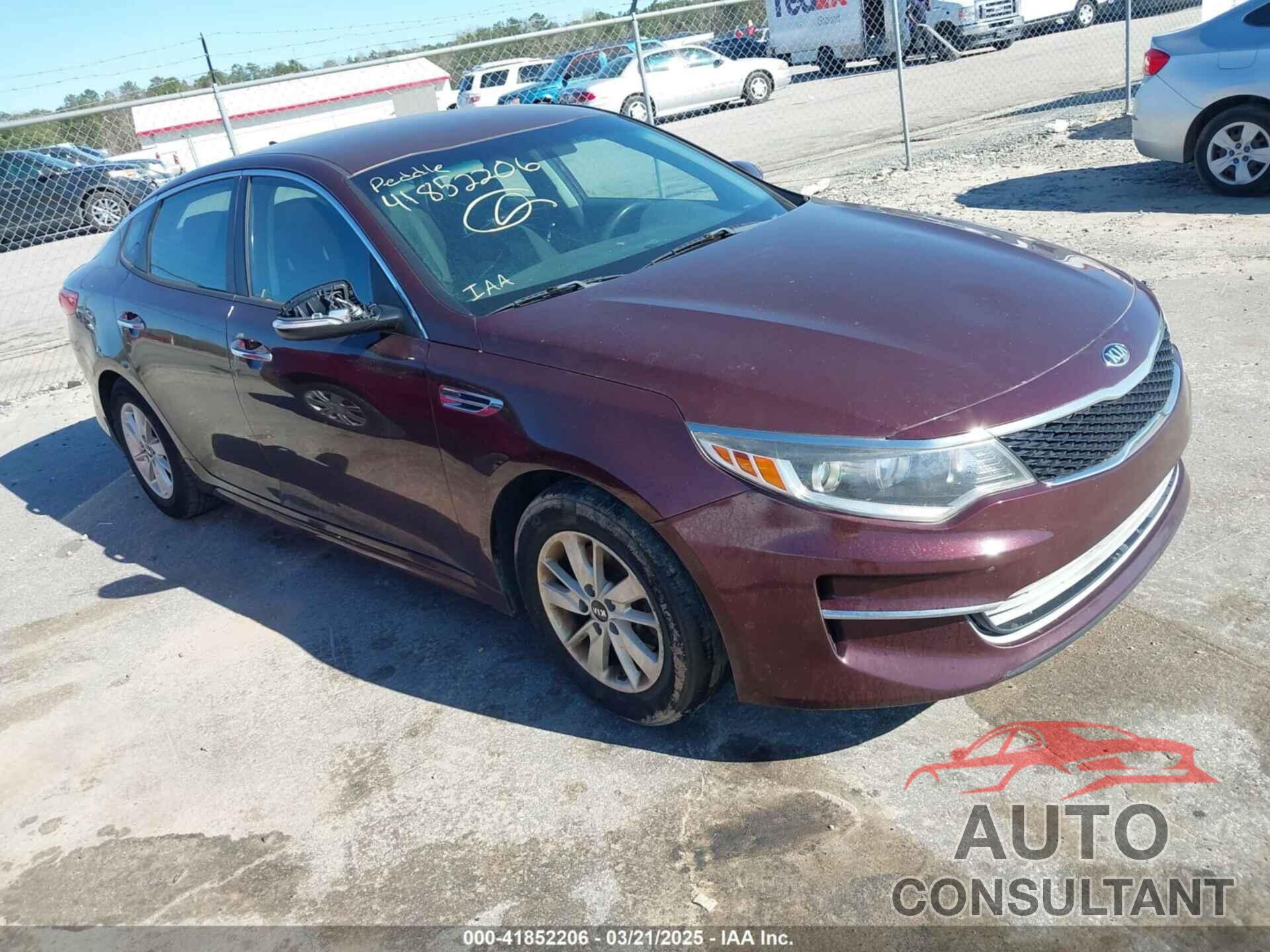 KIA OPTIMA 2018 - 5XXGT4L39JG211457