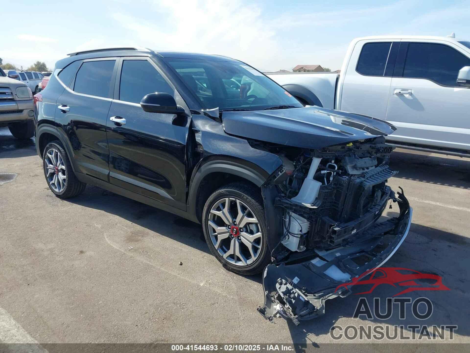 KIA SELTOS 2021 - KNDETCA20M7183363