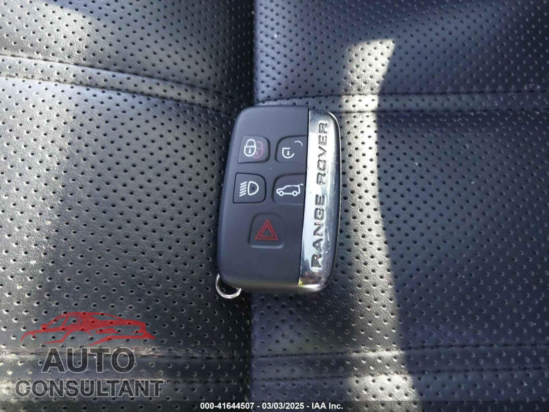 LAND ROVER RANGE ROVER 2015 - SALGS2VF4FA238480