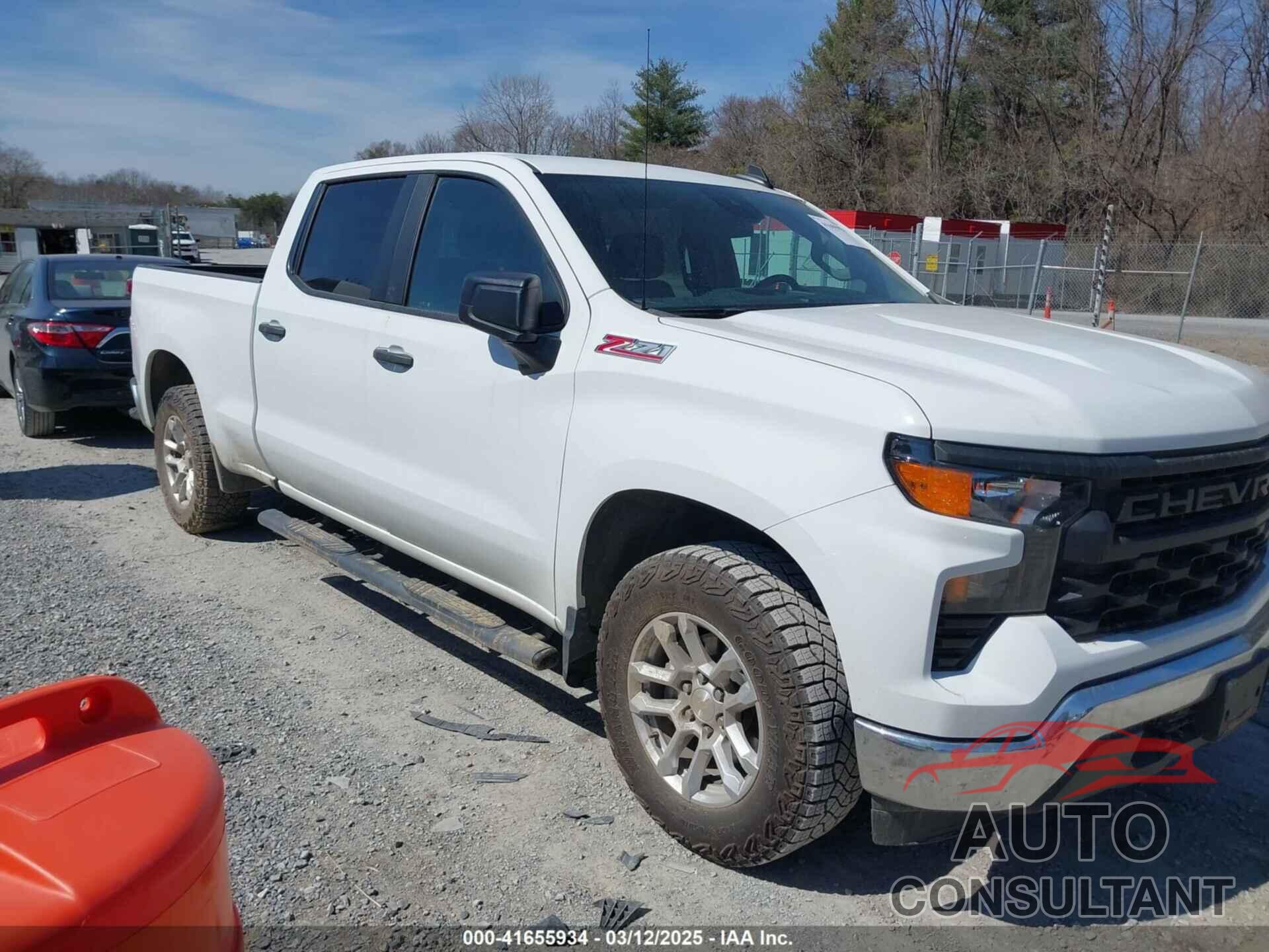 CHEVROLET SILVERADO 1500 2023 - 3GCUDAED1PG327228
