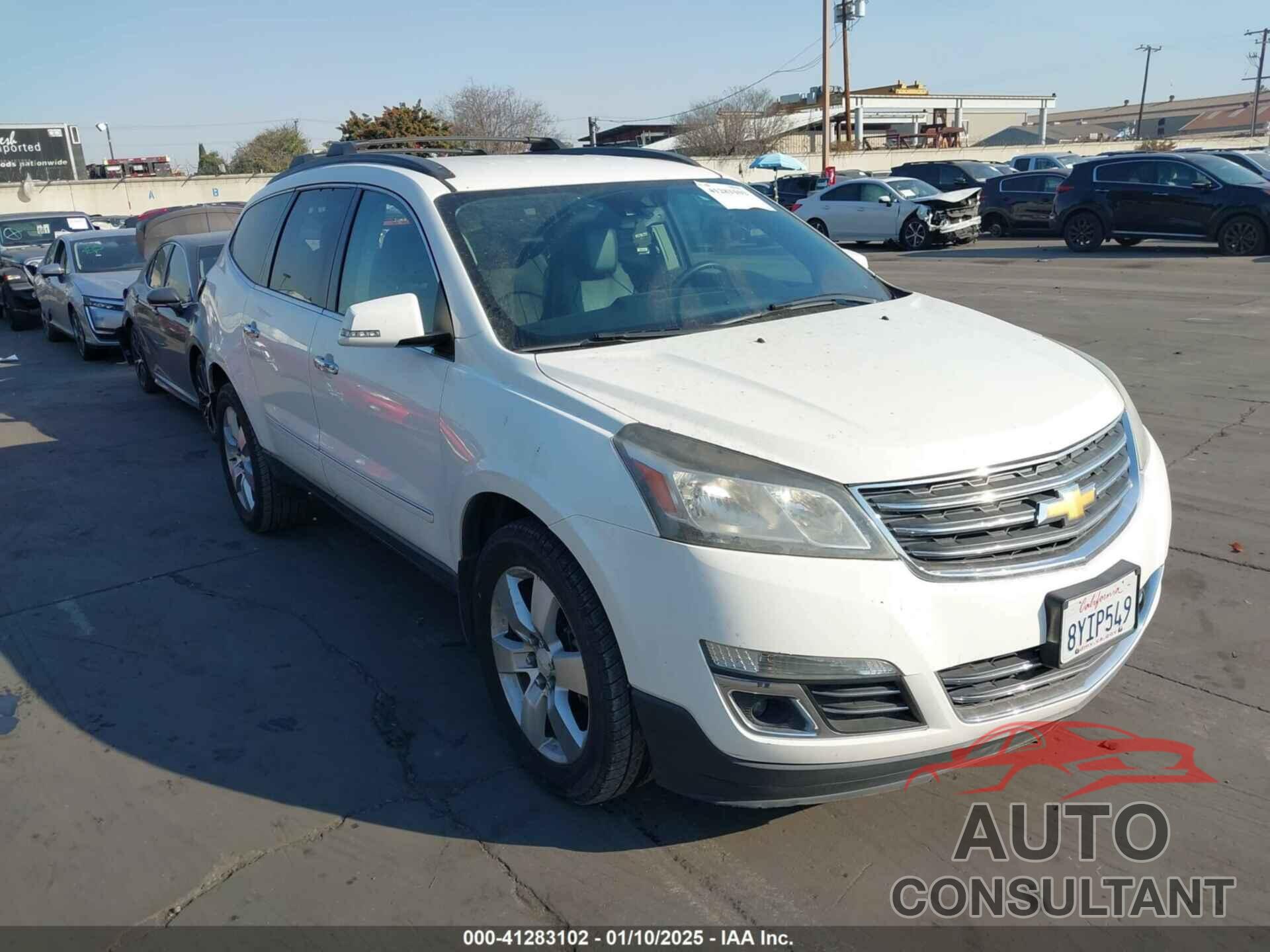 CHEVROLET TRAVERSE 2015 - 1GNKRJKD1FJ157390