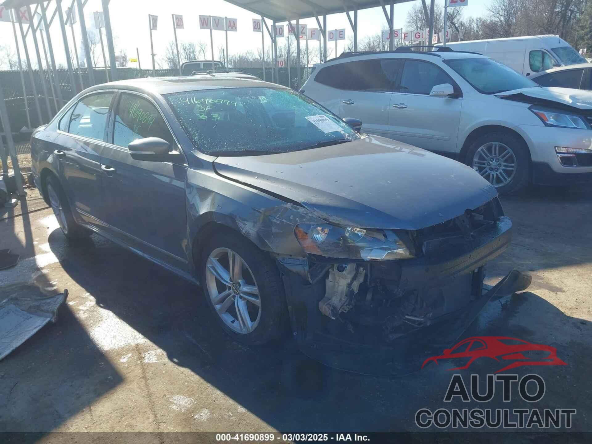 VOLKSWAGEN PASSAT 2014 - 1VWCT7A39EC012351