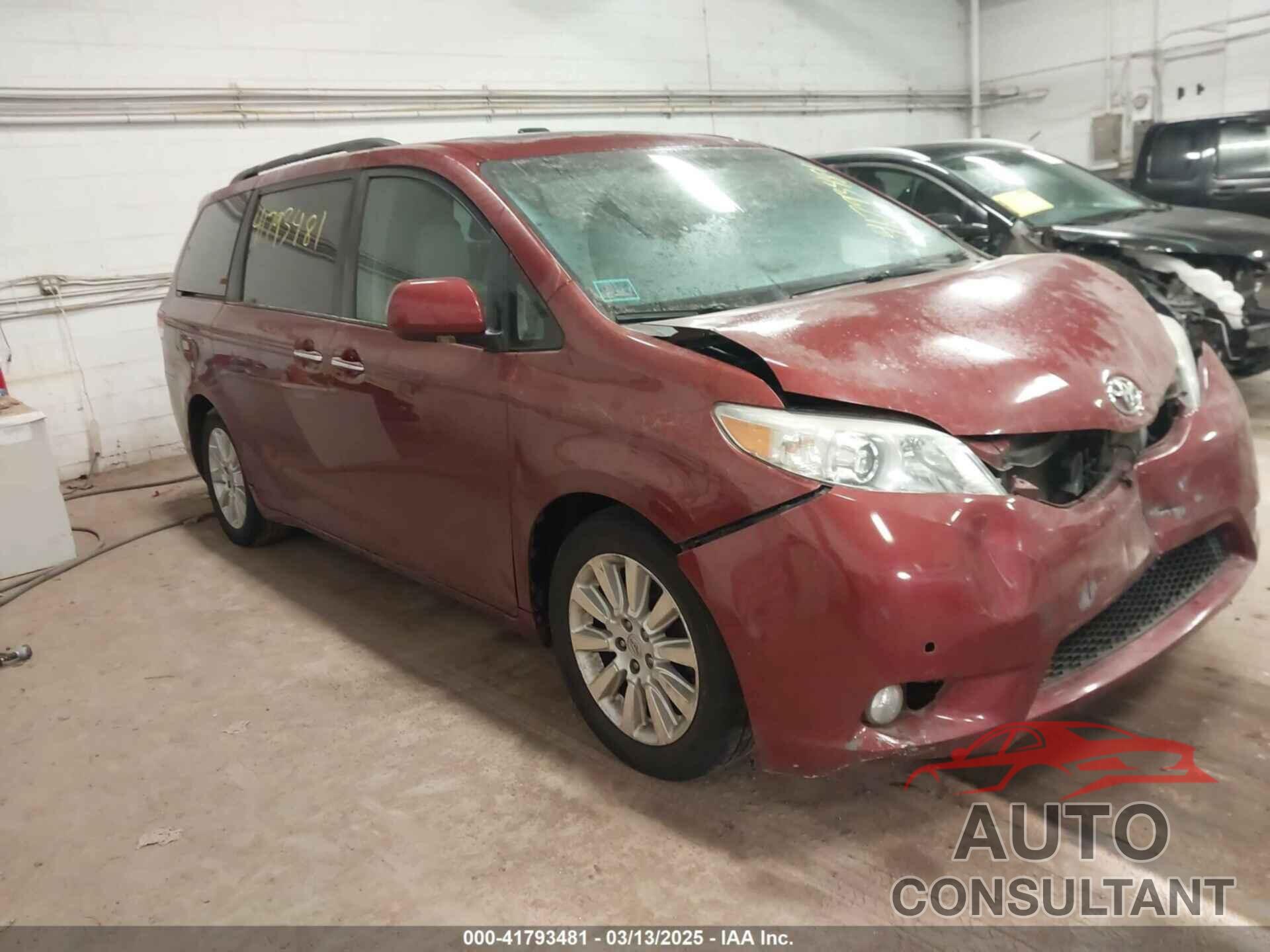 TOYOTA SIENNA 2011 - 5TDDK3DC6BS007004