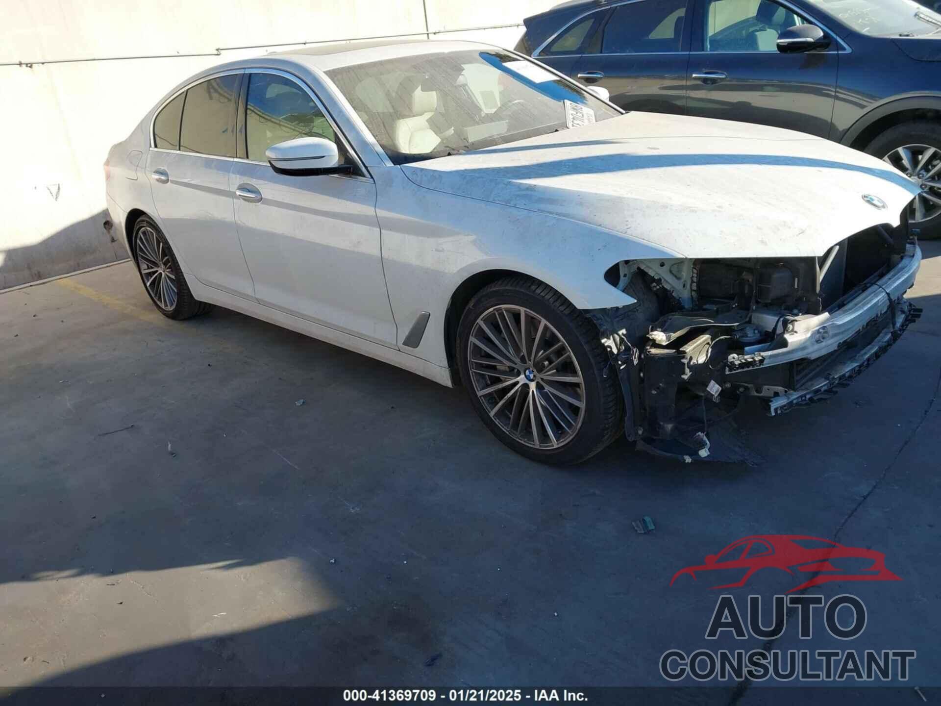 BMW 530I 2018 - WBAJA5C54JWA39873