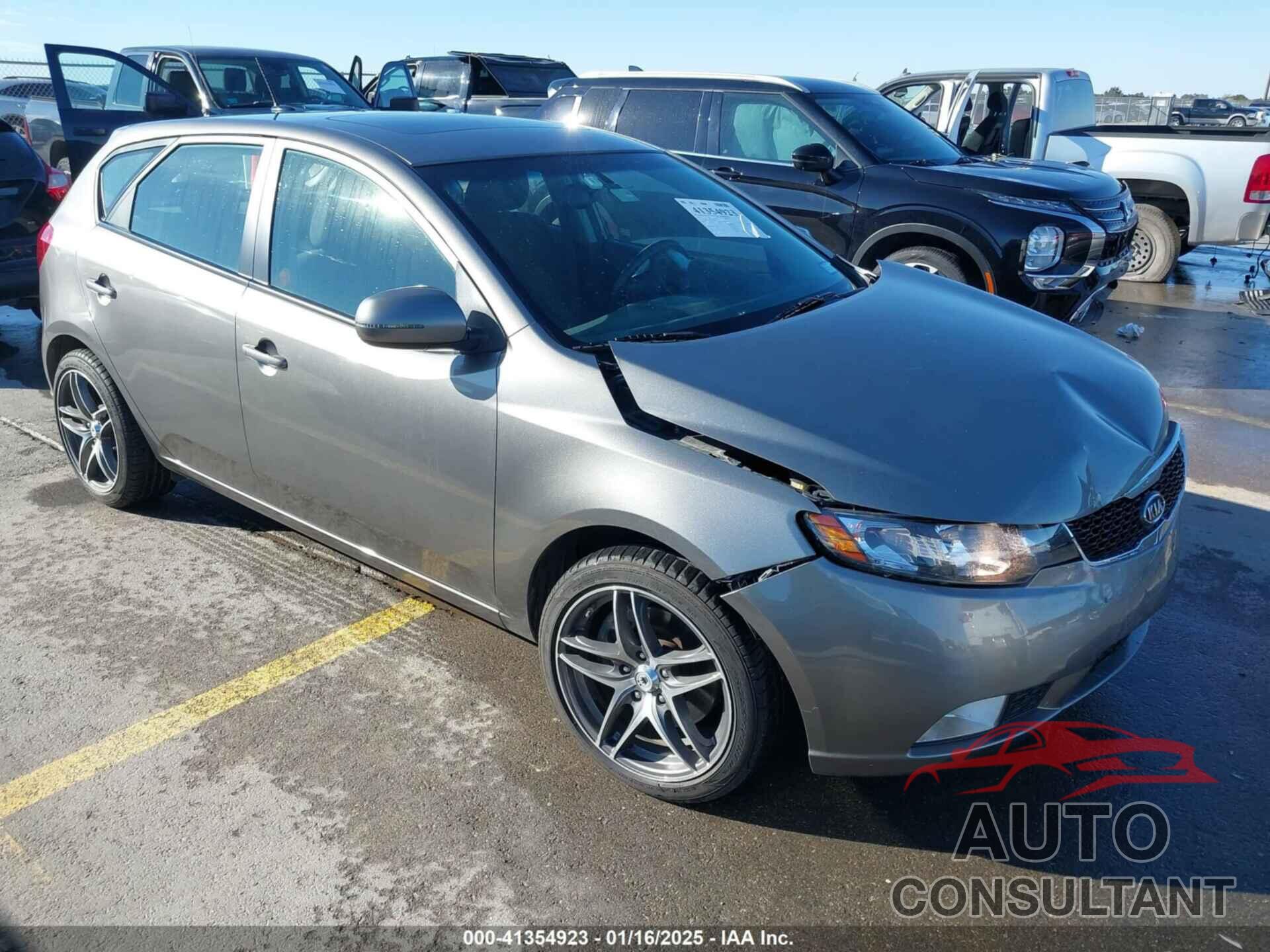 KIA FORTE 2012 - KNAFW5A35C5487943