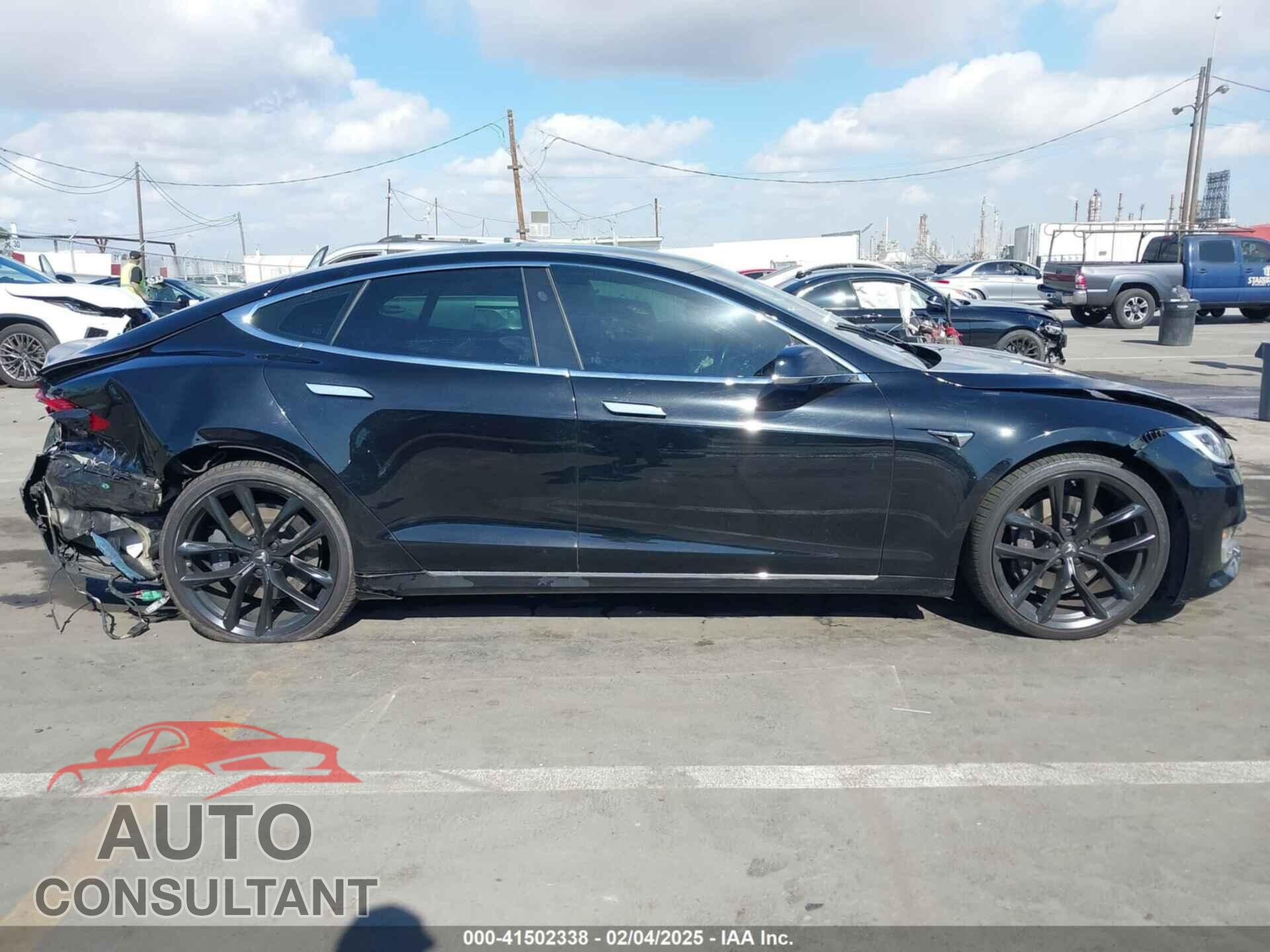 TESLA MODEL S 2017 - 5YJSA1E15HF204254