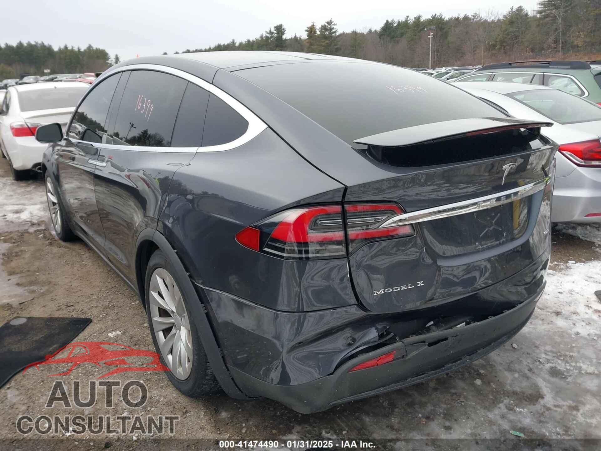 TESLA MODEL X 2016 - 5YJXCAE2XGF014165