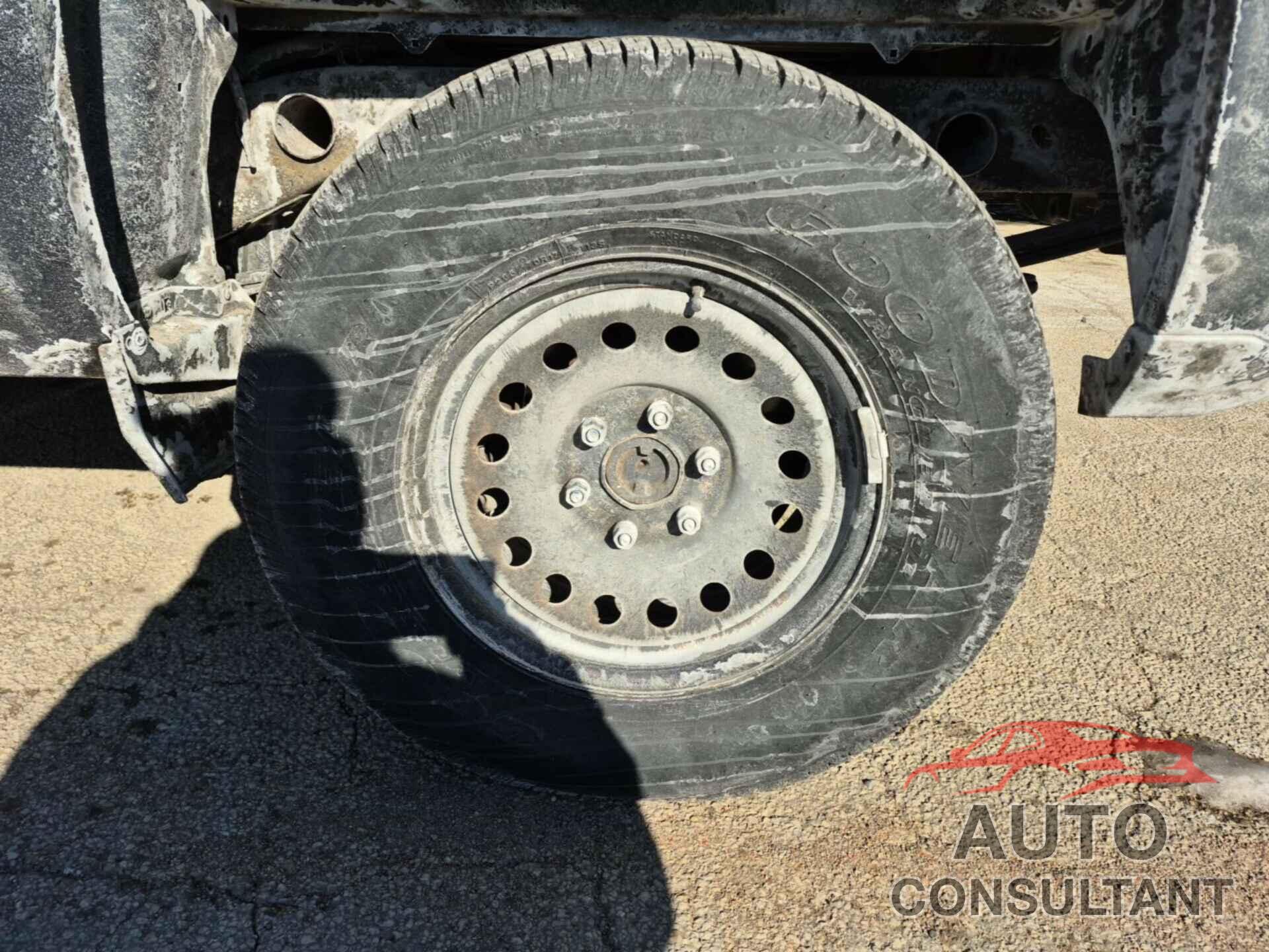 CHEVROLET SILVERADO 1500 2017 - 1GCVKNEC6HZ201487