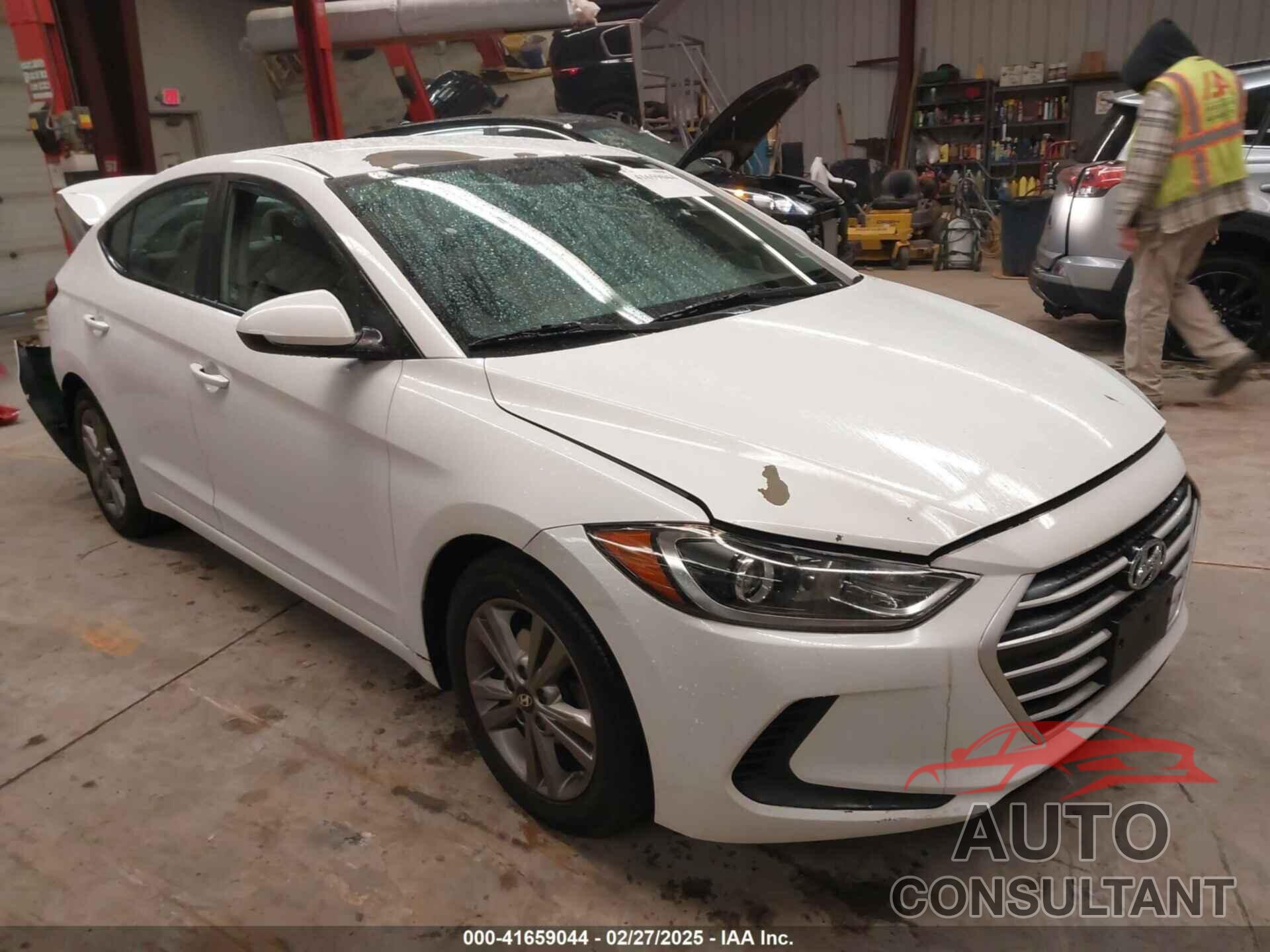 HYUNDAI ELANTRA 2017 - 5NPD84LF1HH168858