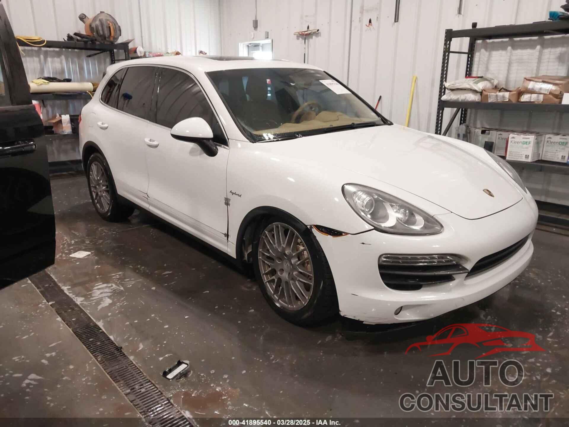 PORSCHE CAYENNE HYBRID 2014 - WP1AE2A2XELA51009