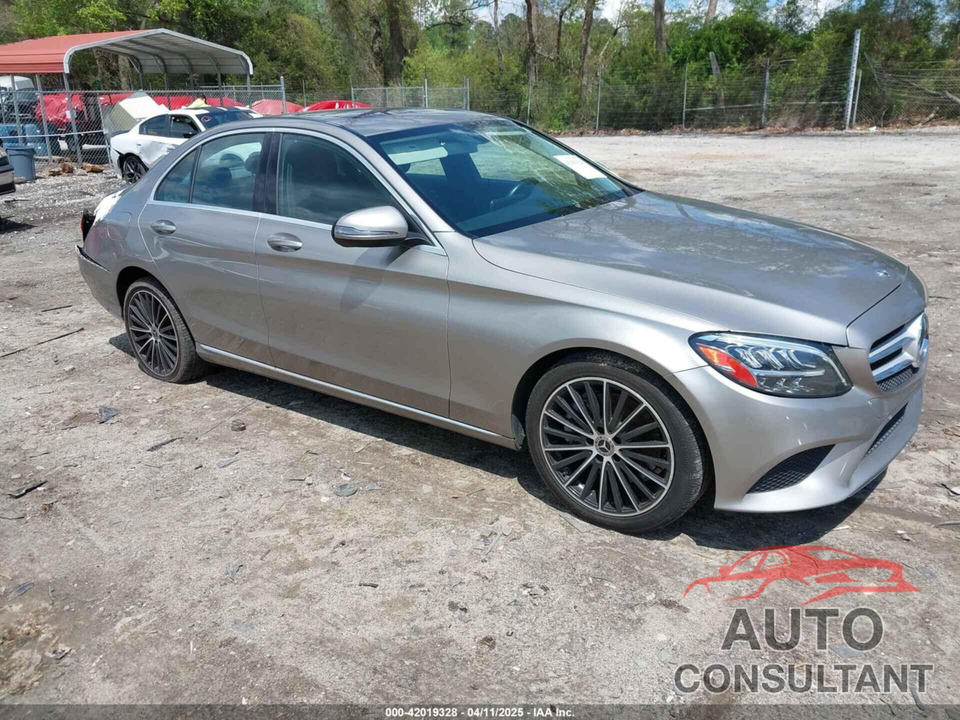 MERCEDES-BENZ C 300 2019 - 55SWF8DB7KU285916