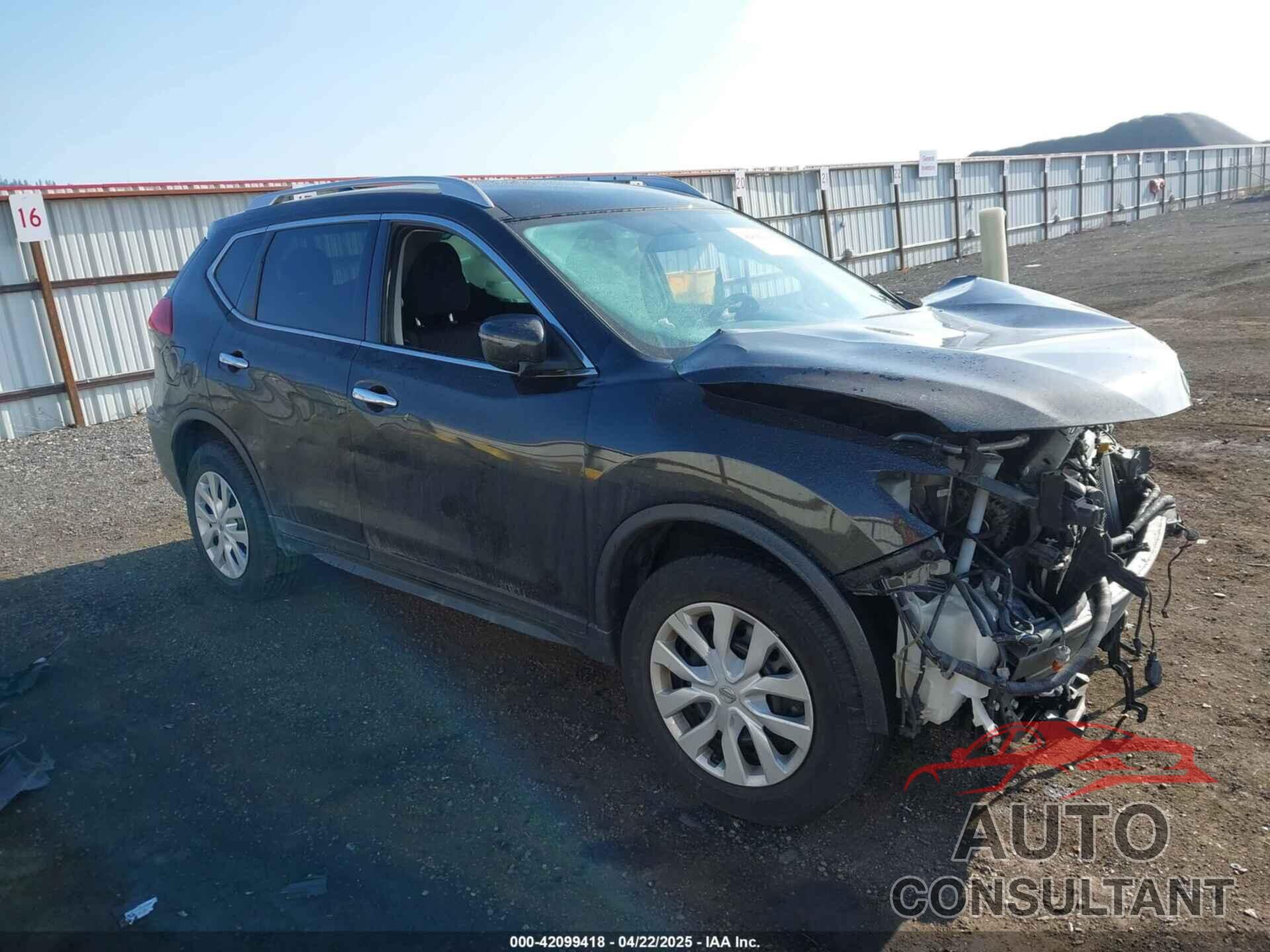 NISSAN ROGUE 2017 - KNMAT2MV2HP564782