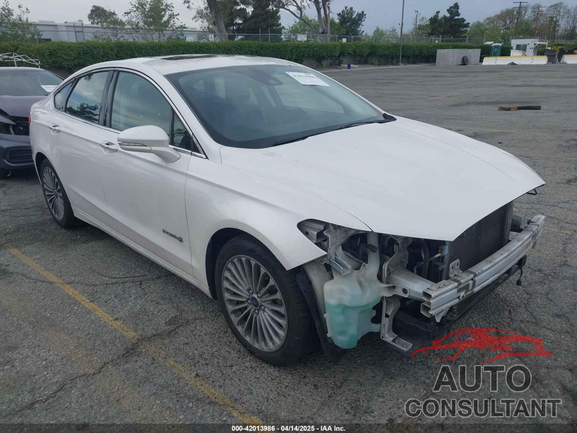 FORD FUSION HYBRID 2013 - 3FA6P0RUXDR386675