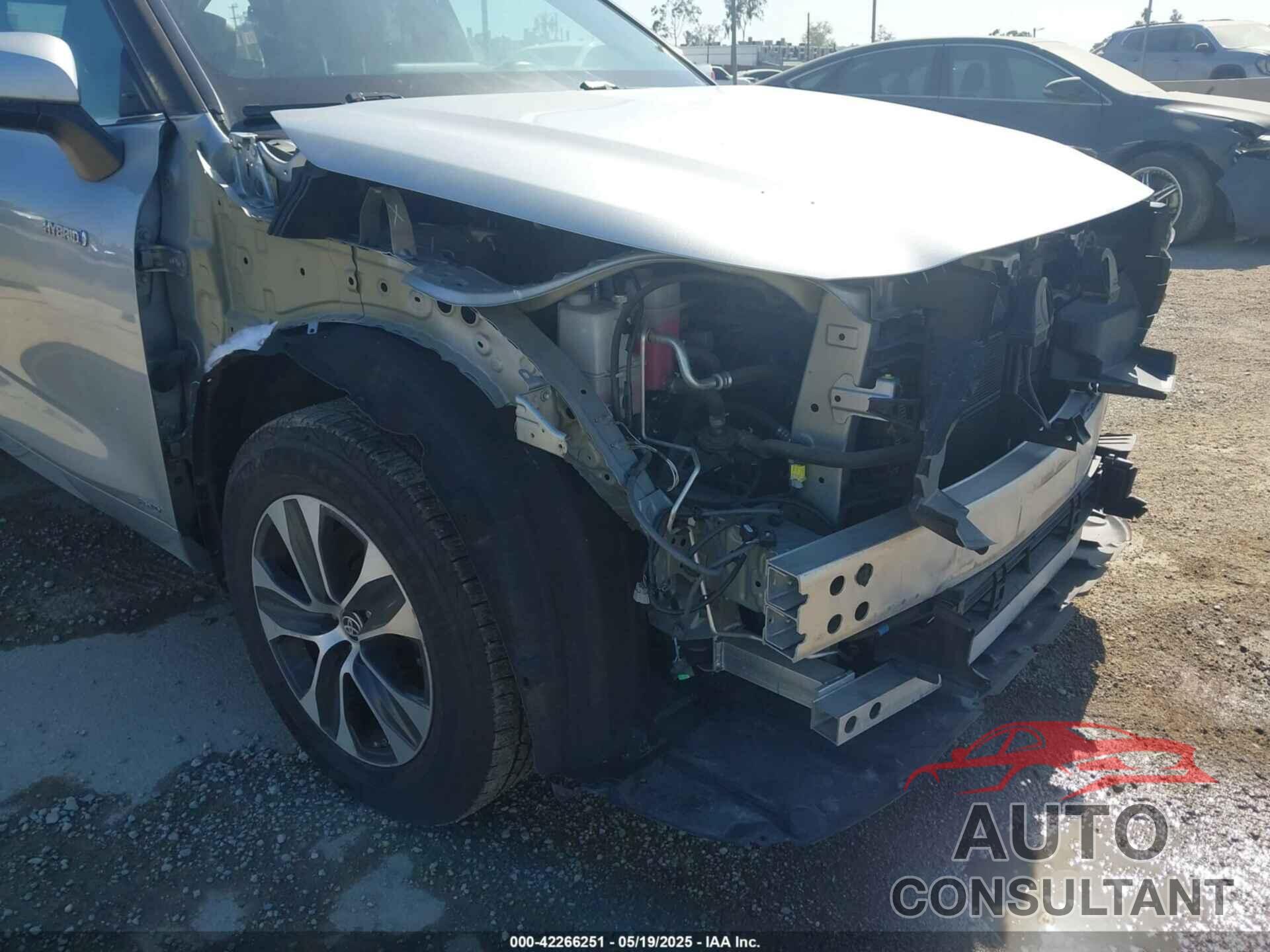 TOYOTA HIGHLANDER 2021 - 5TDHBRCH0MS517918