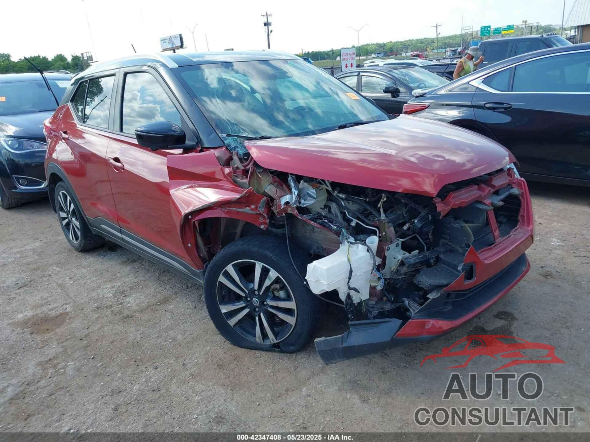NISSAN KICKS 2019 - 3N1CP5CU4KL517640
