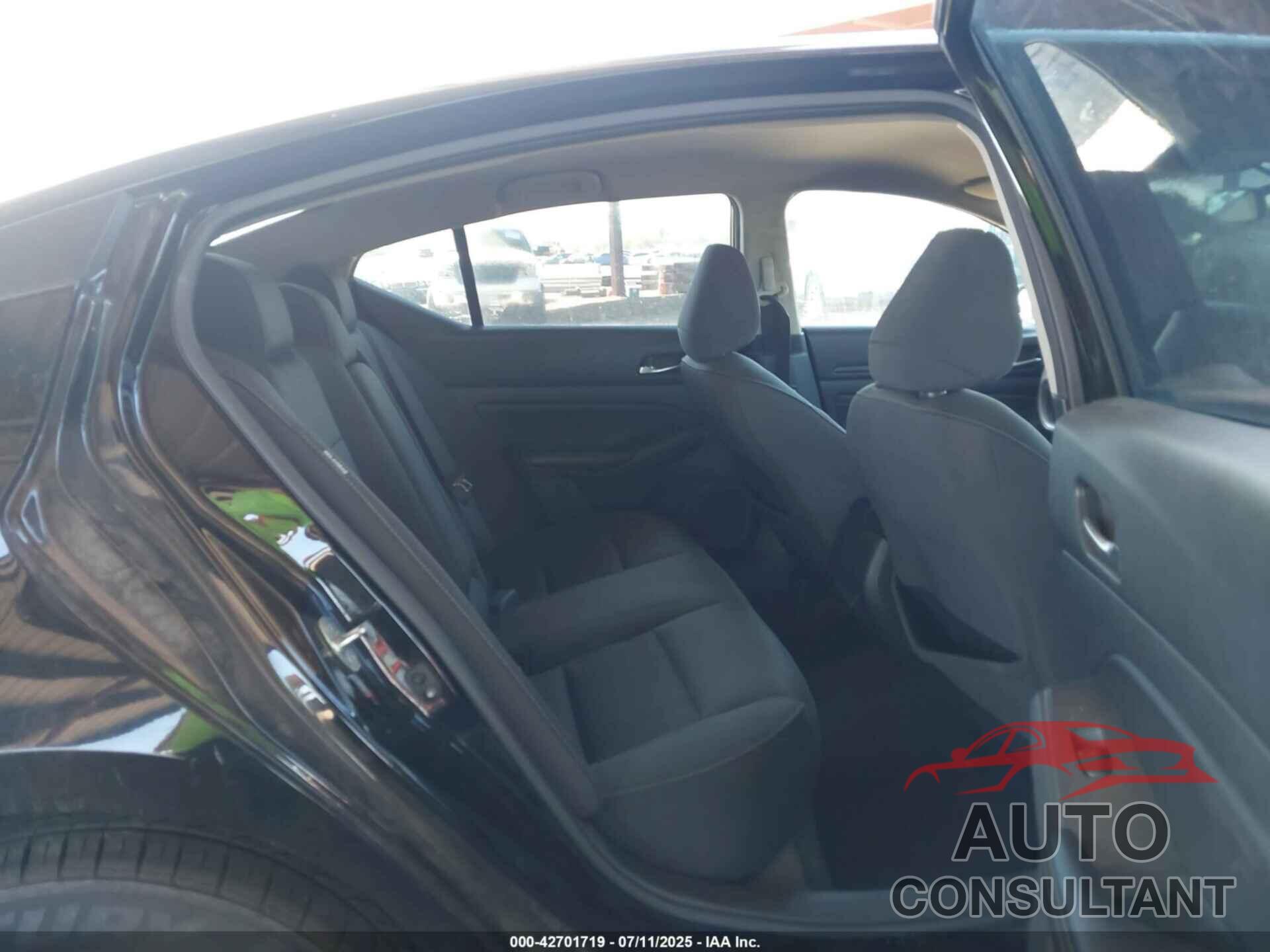 NISSAN ALTIMA 2019 - 1N4BL4BV4KN324029