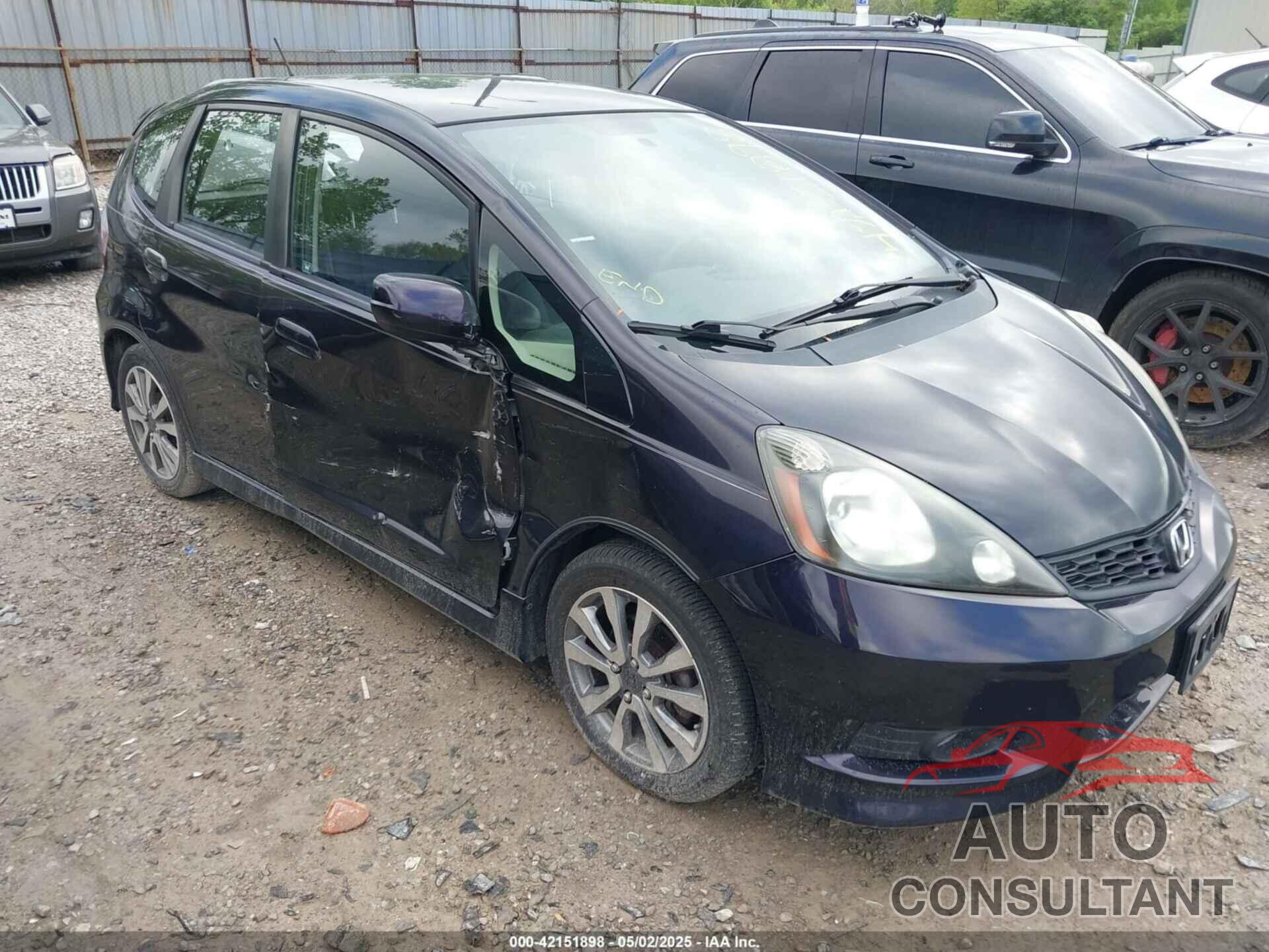 HONDA FIT 2013 - JHMGE8H54DC068352