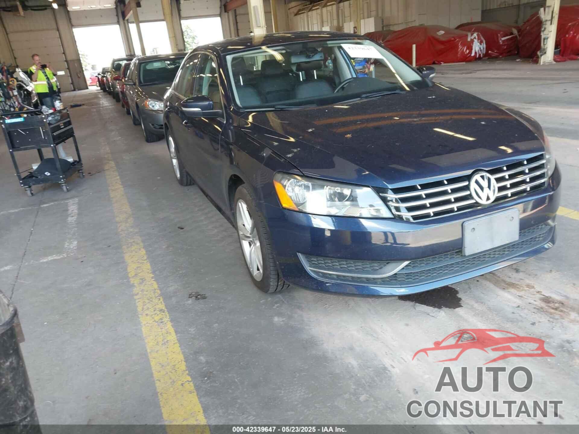 VOLKSWAGEN PASSAT 2014 - 1VWBN7A35EC023188