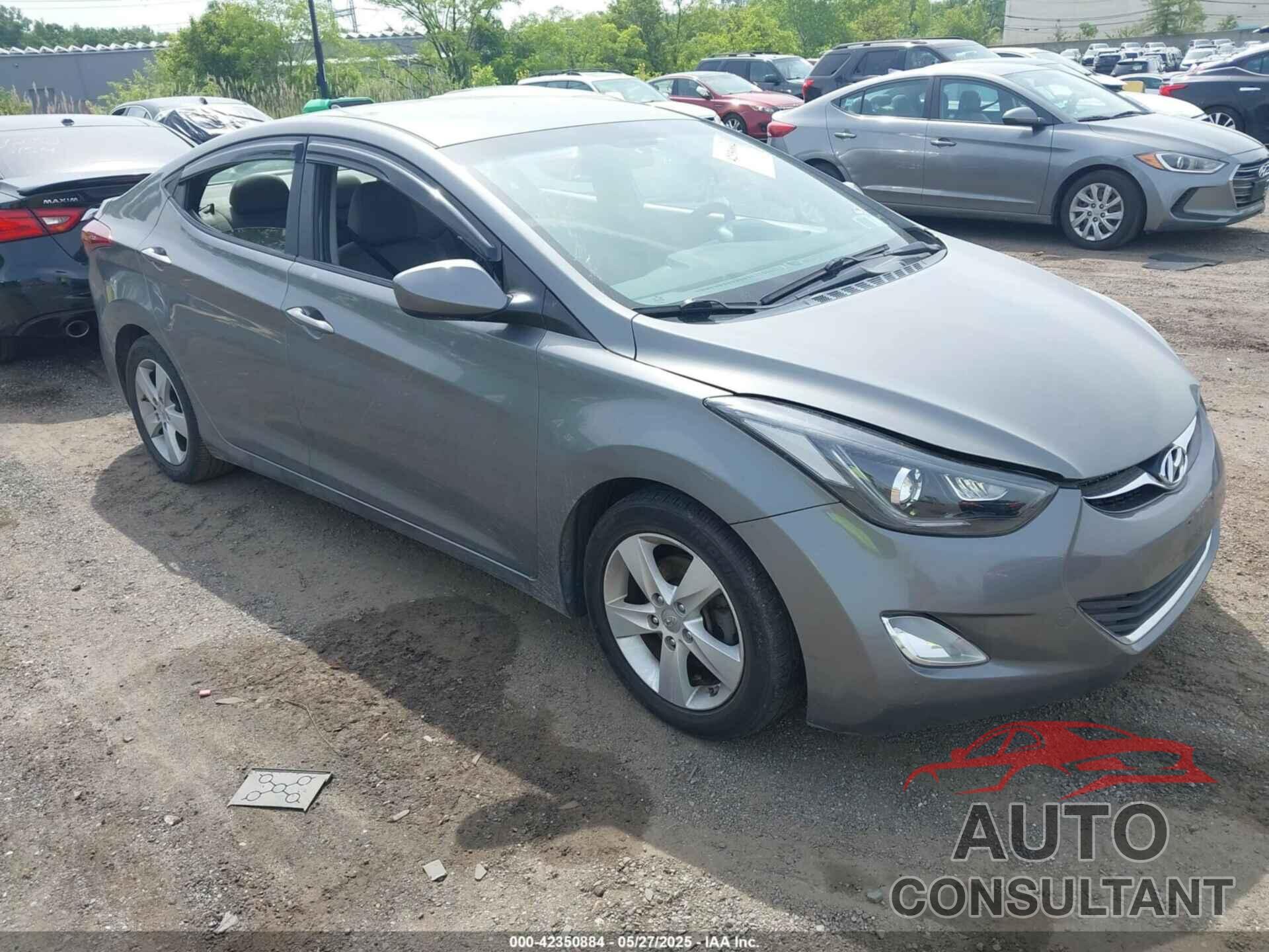 HYUNDAI ELANTRA 2013 - 5NPDH4AE2DH286311