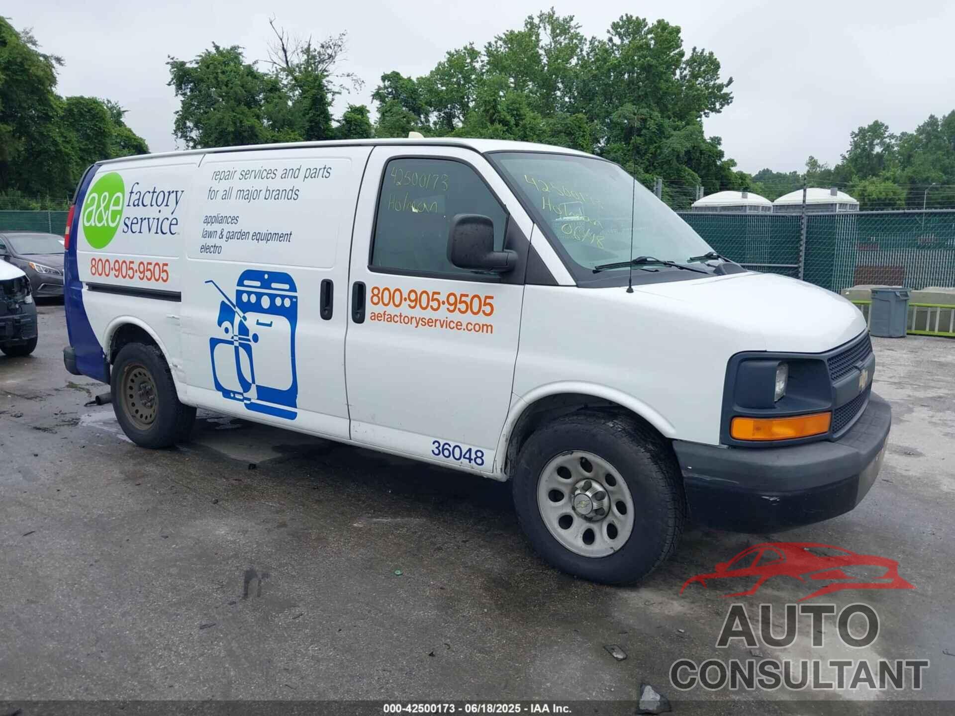 CHEVROLET EXPRESS 1500 2013 - 1GCSGAFX4D1158758