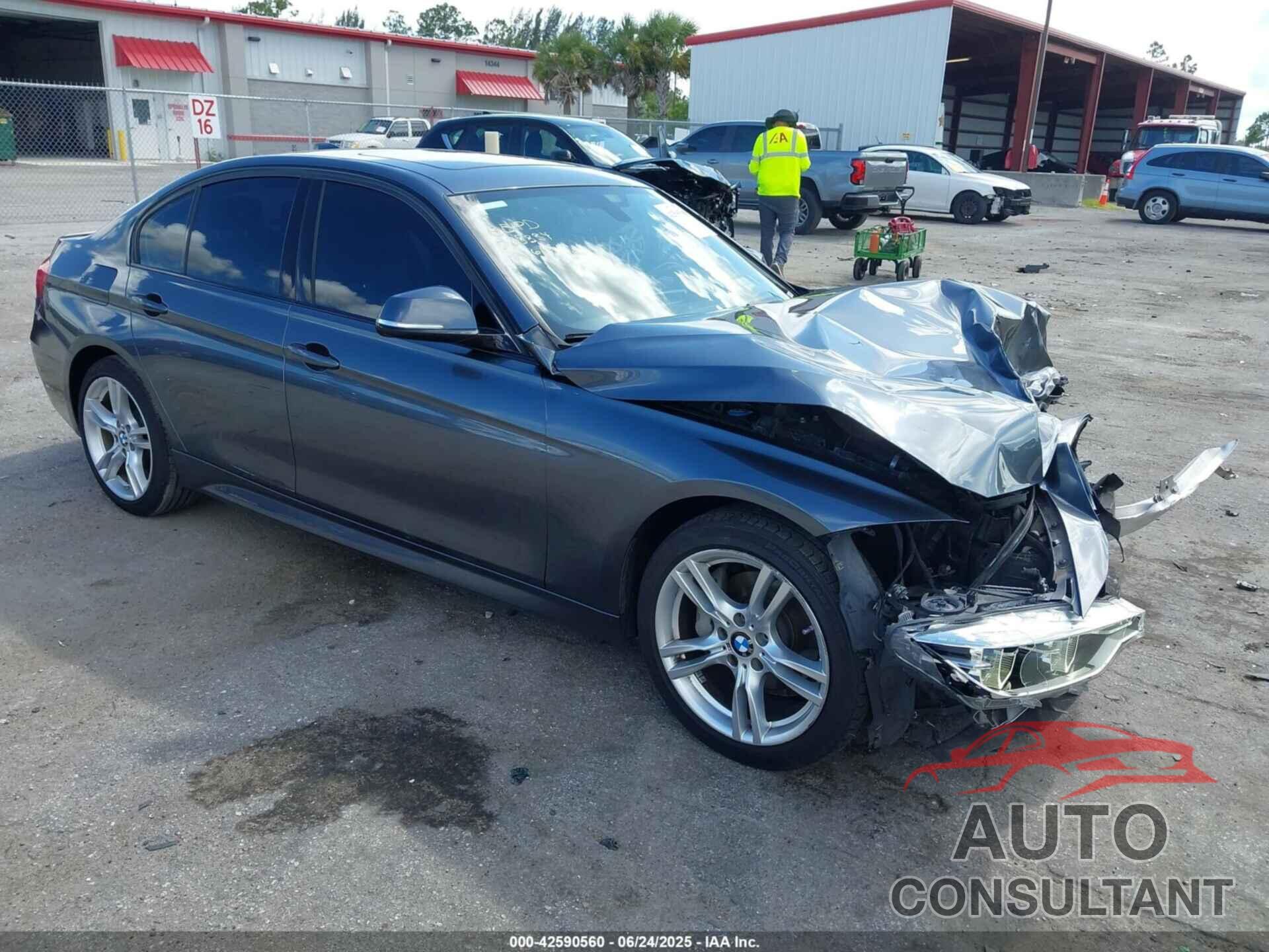 BMW 330I 2018 - WBA8D9G57JNU70217