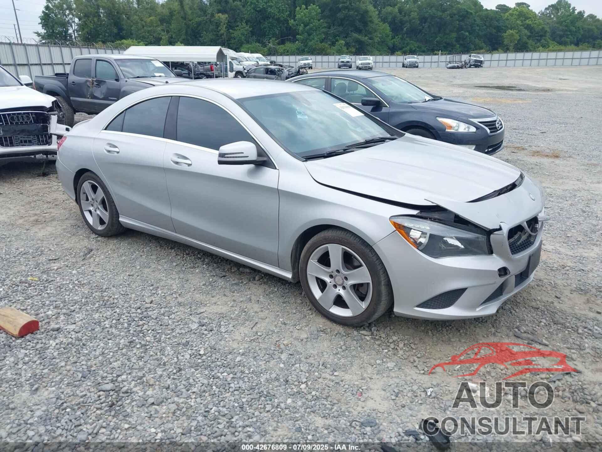 MERCEDES-BENZ CLA 250 2015 - WDDSJ4EB5FN205046