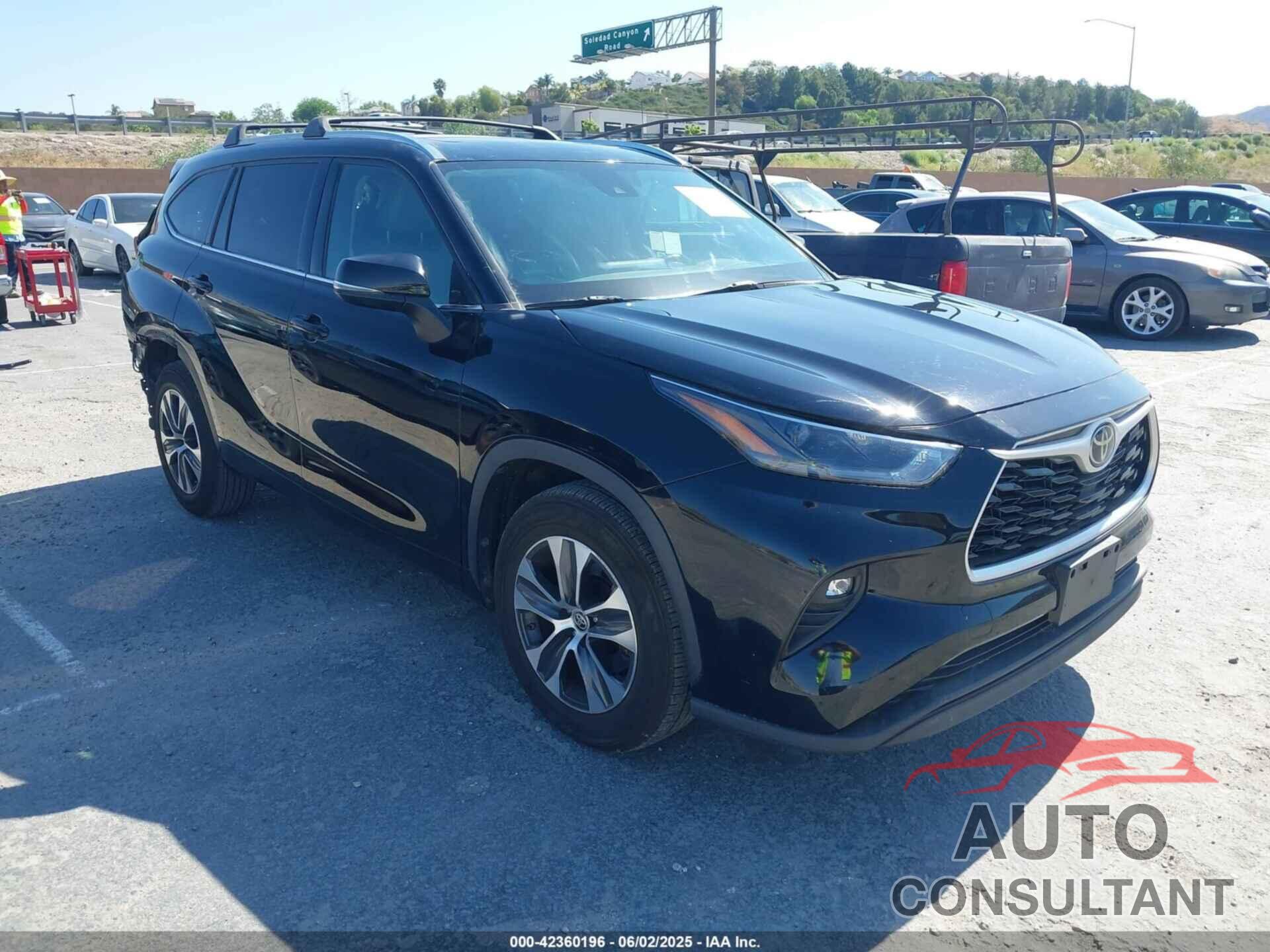 TOYOTA HIGHLANDER 2021 - 5TDHZRAH3MS048273