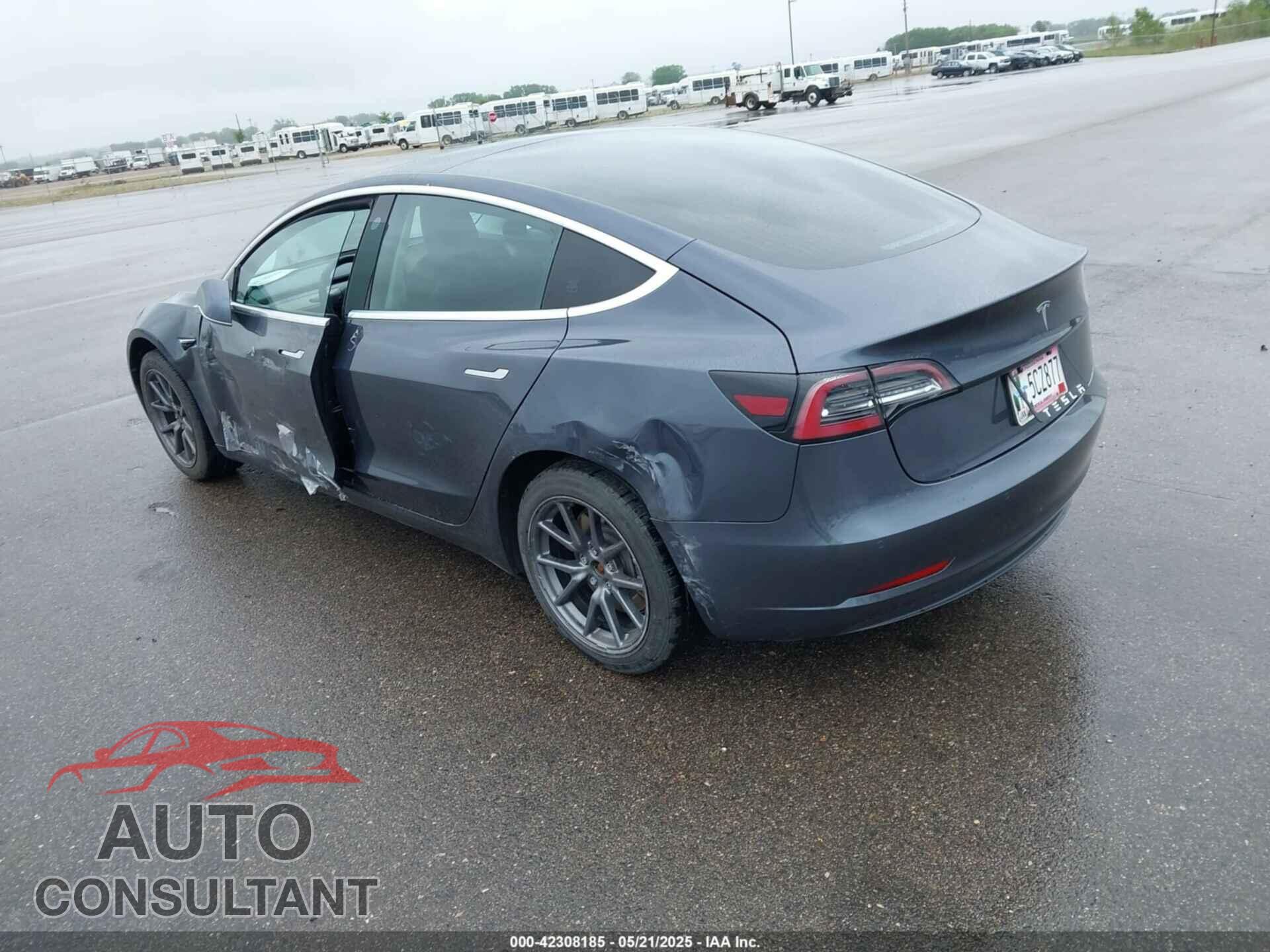 TESLA MODEL 3 2019 - 5YJ3E1EA4KF435551