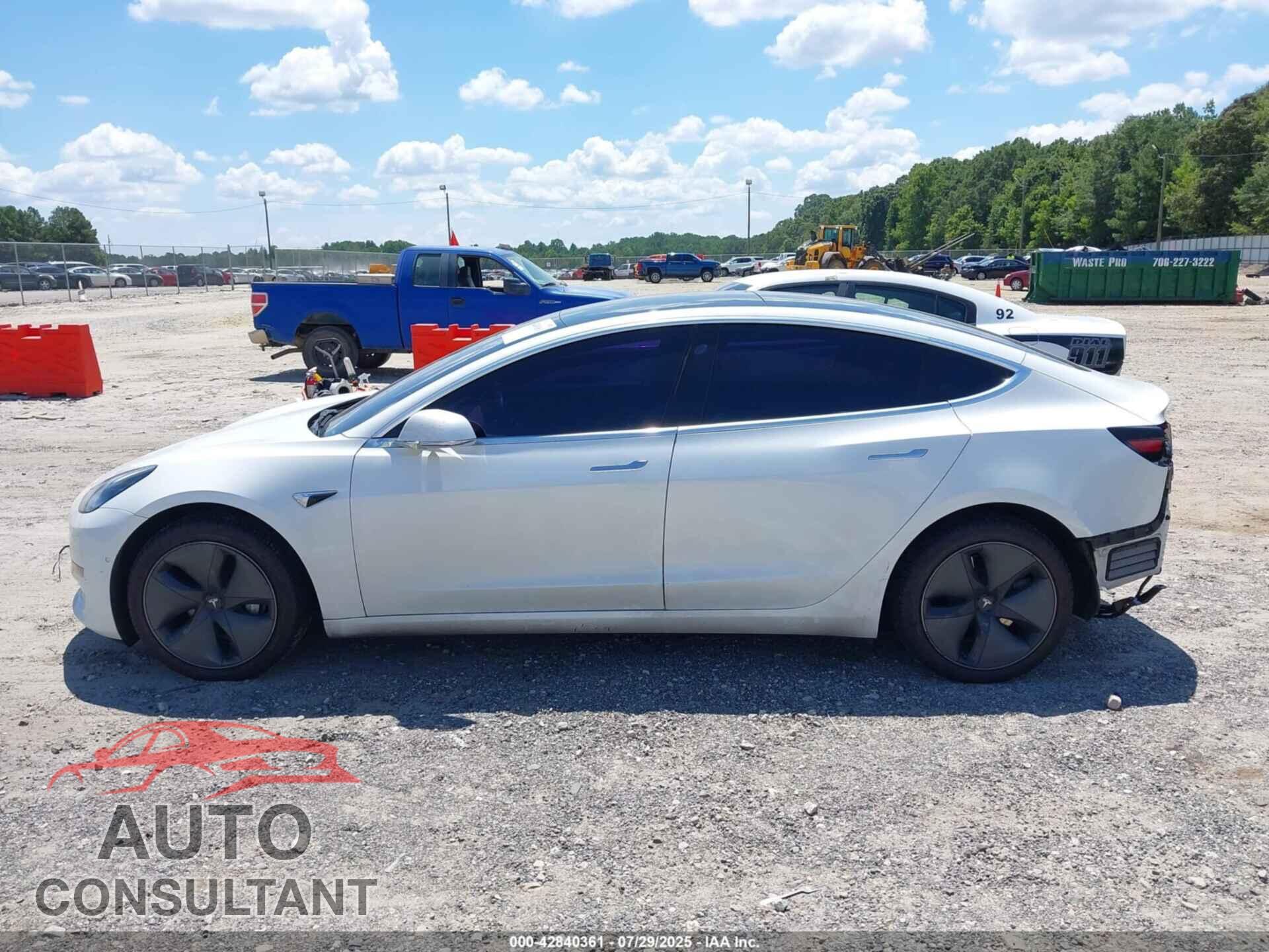 TESLA MODEL 3 2020 - 5YJ3E1EA9LF659576