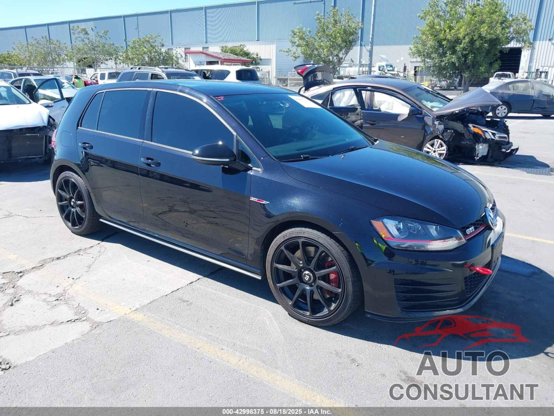 VOLKSWAGEN GOLF GTI 2017 - 3VW547AU6HM058026