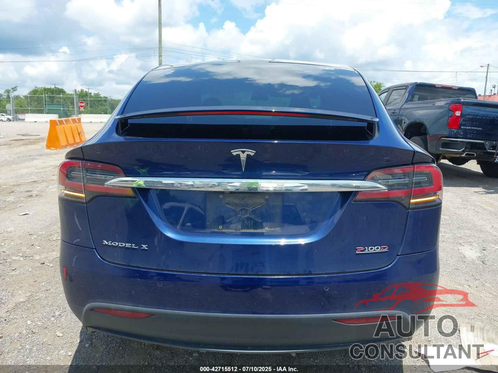 TESLA MODEL X 2017 - 5YJXCBE49HF053550