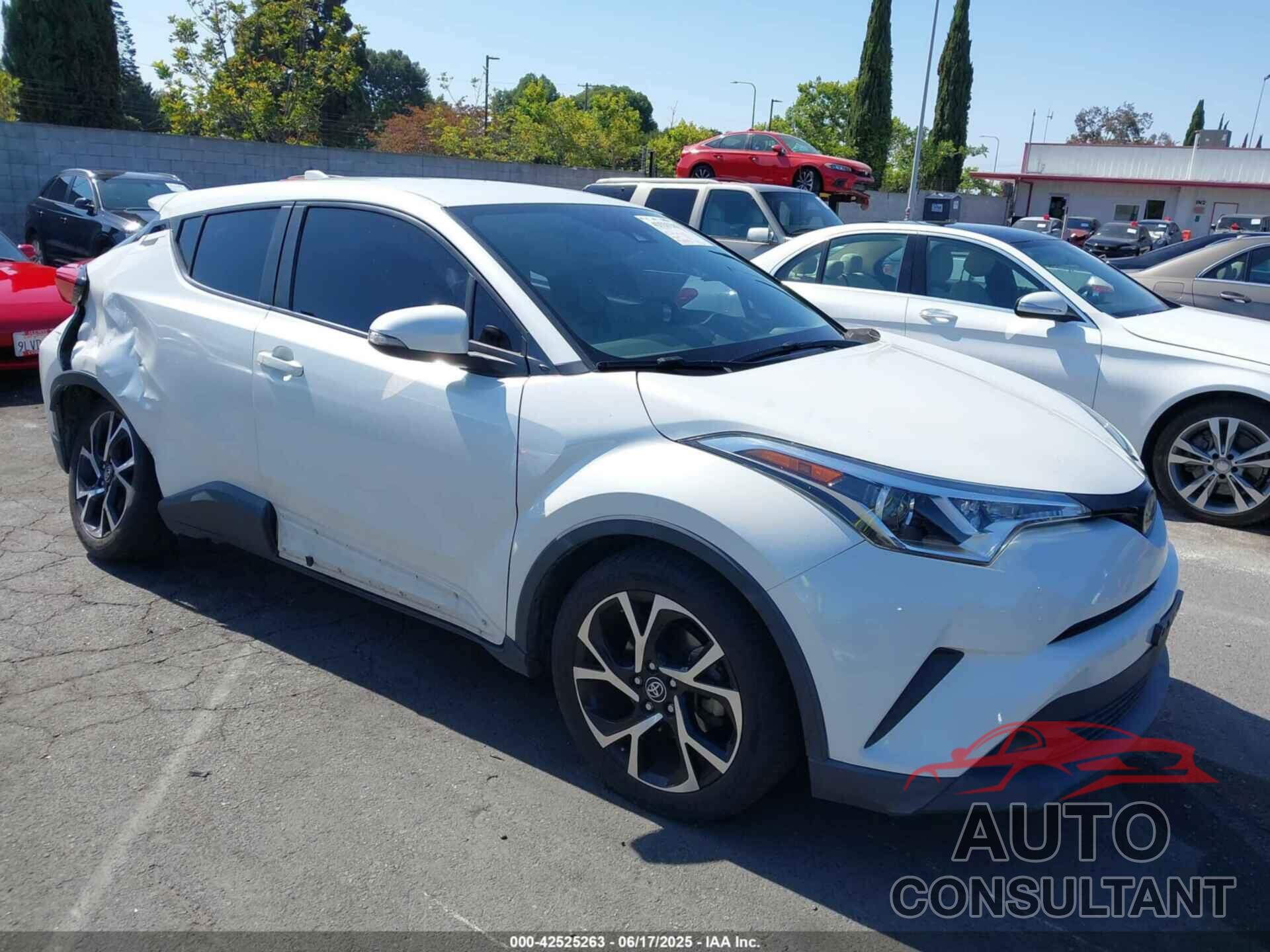 TOYOTA C-HR 2019 - JTNKHMBX1K1025873