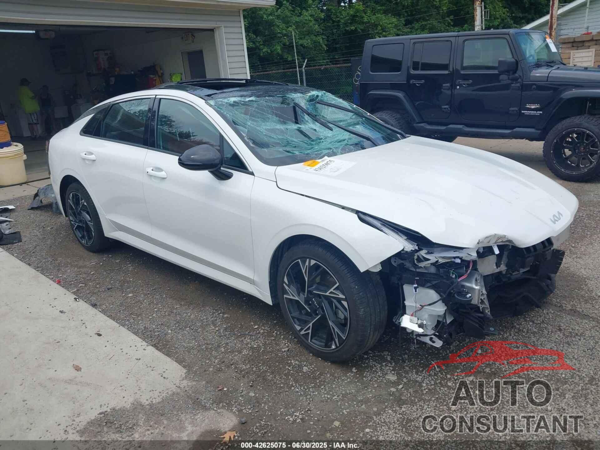 KIA K5 2025 - KNAG64J77S5352799